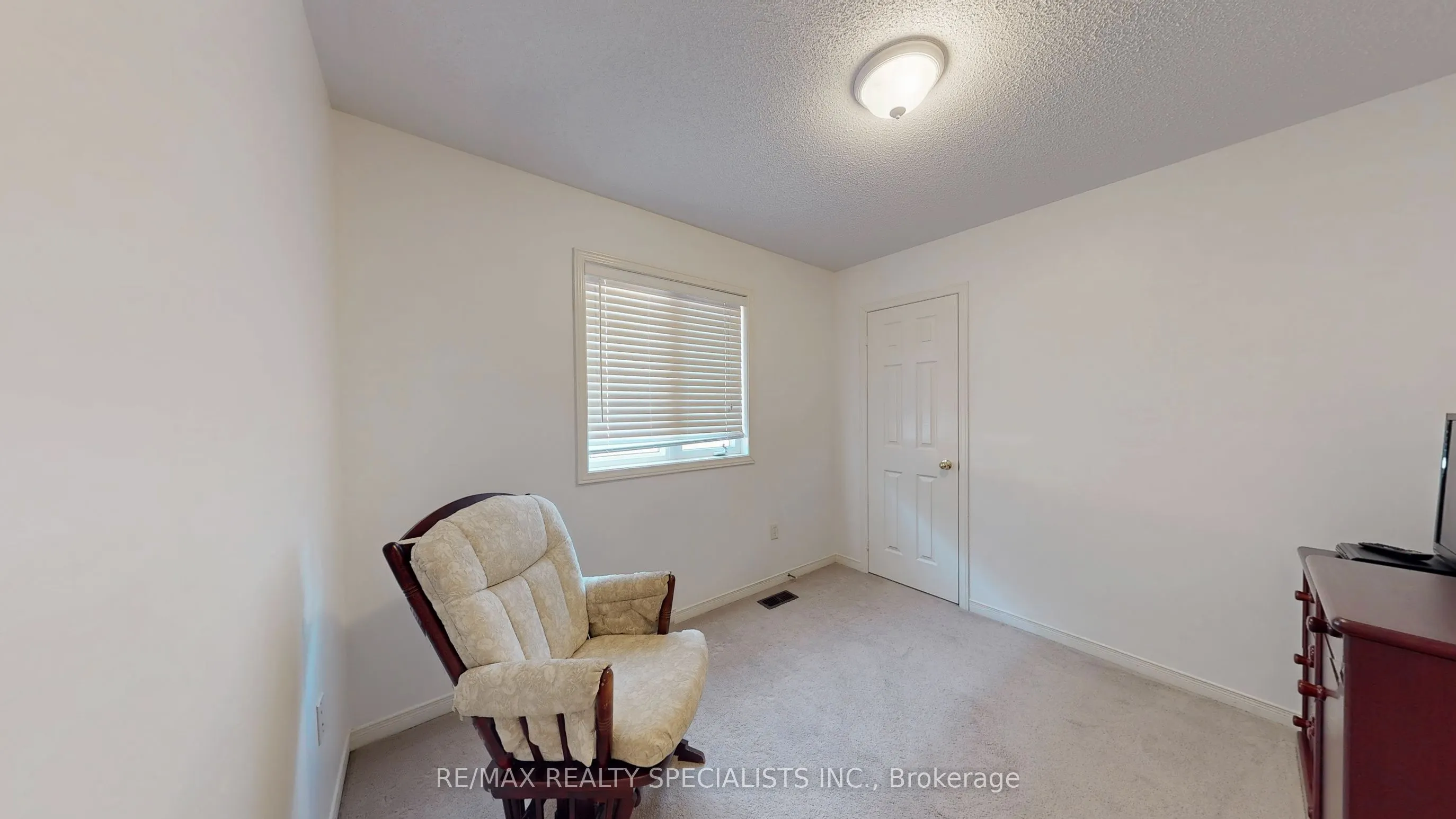 482 Grant Way