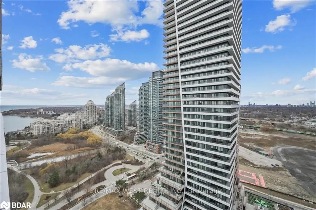 20 Shore Breeze Drive, #2604