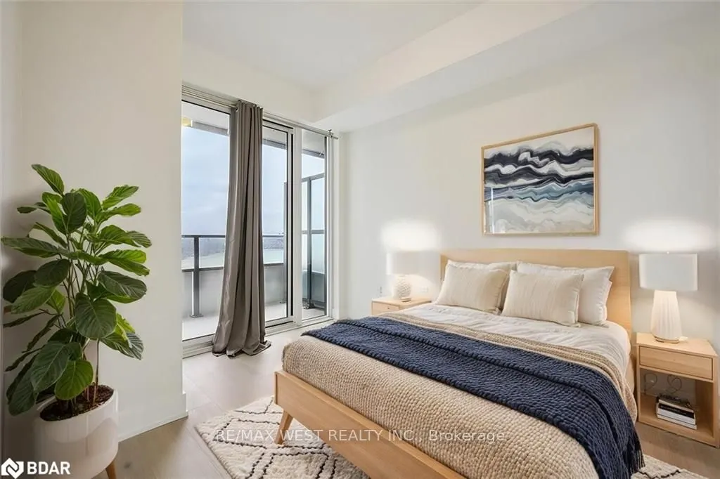 20 Shore Breeze Drive, #2604