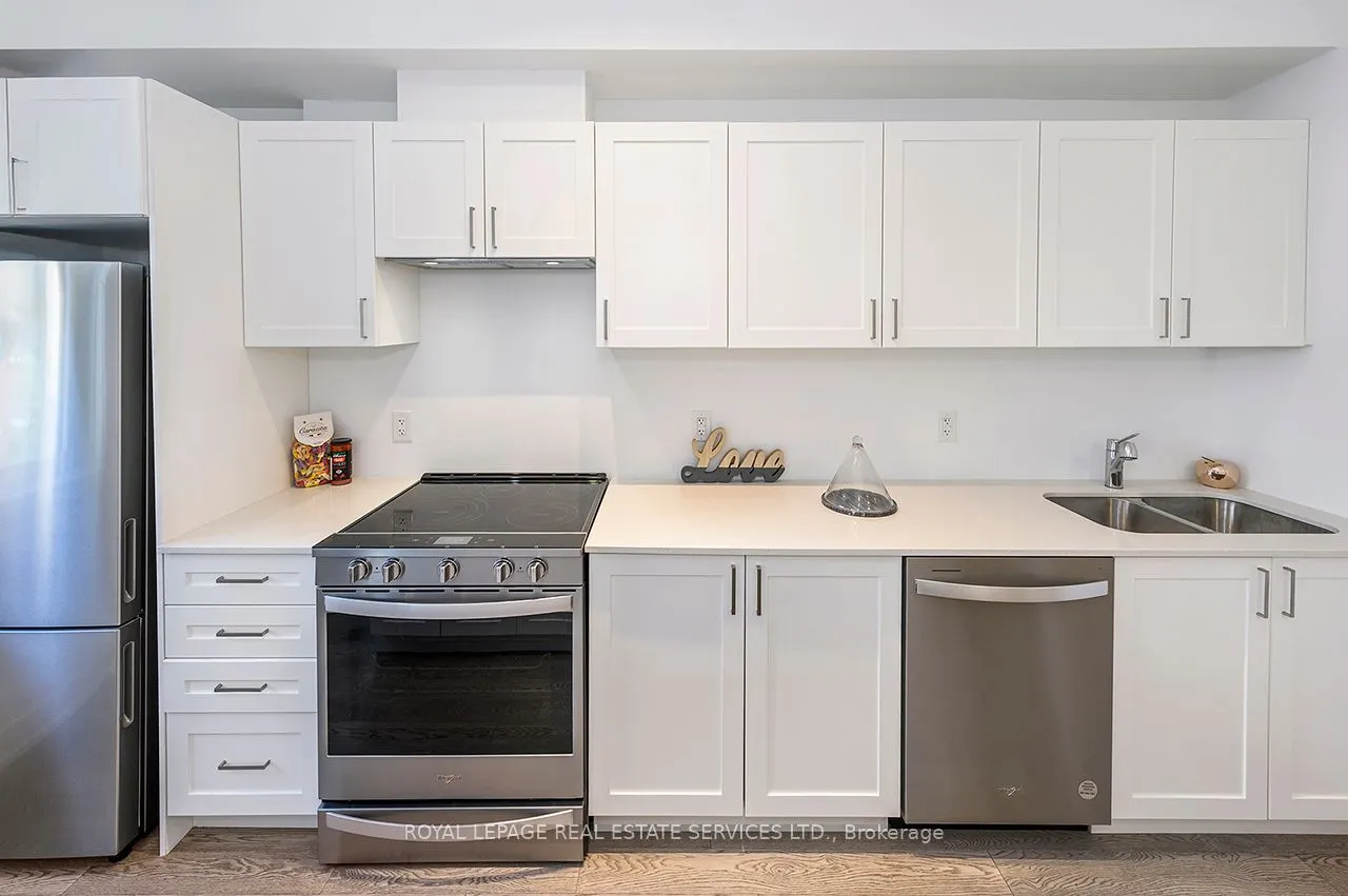 1075 Douglas McCurdy Common, #251