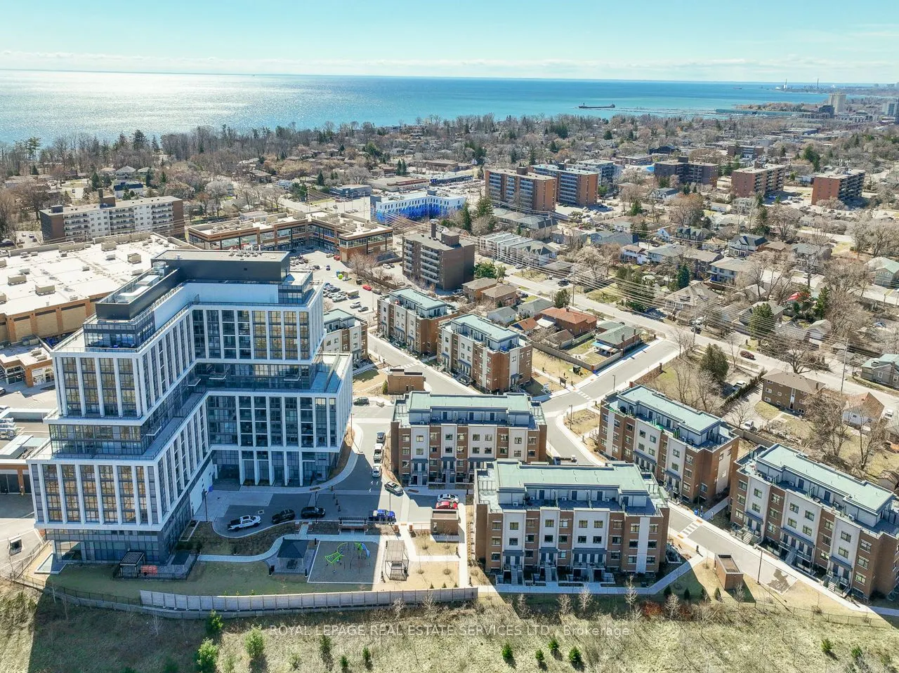 1075 Douglas McCurdy Common, #251