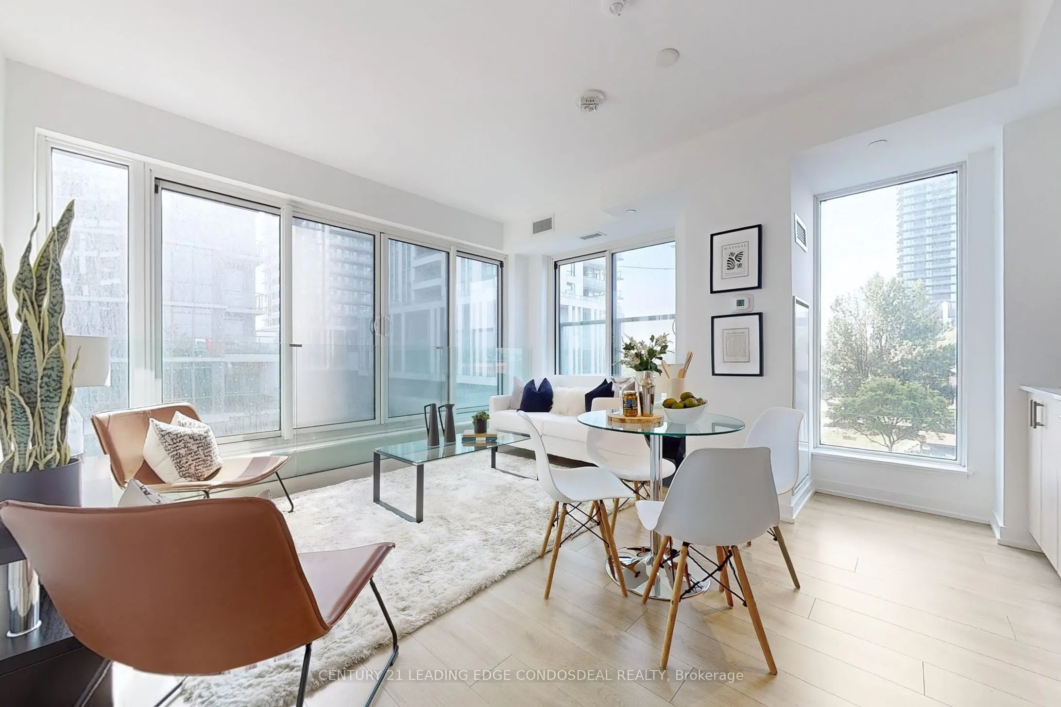 1195 The Queensway #213