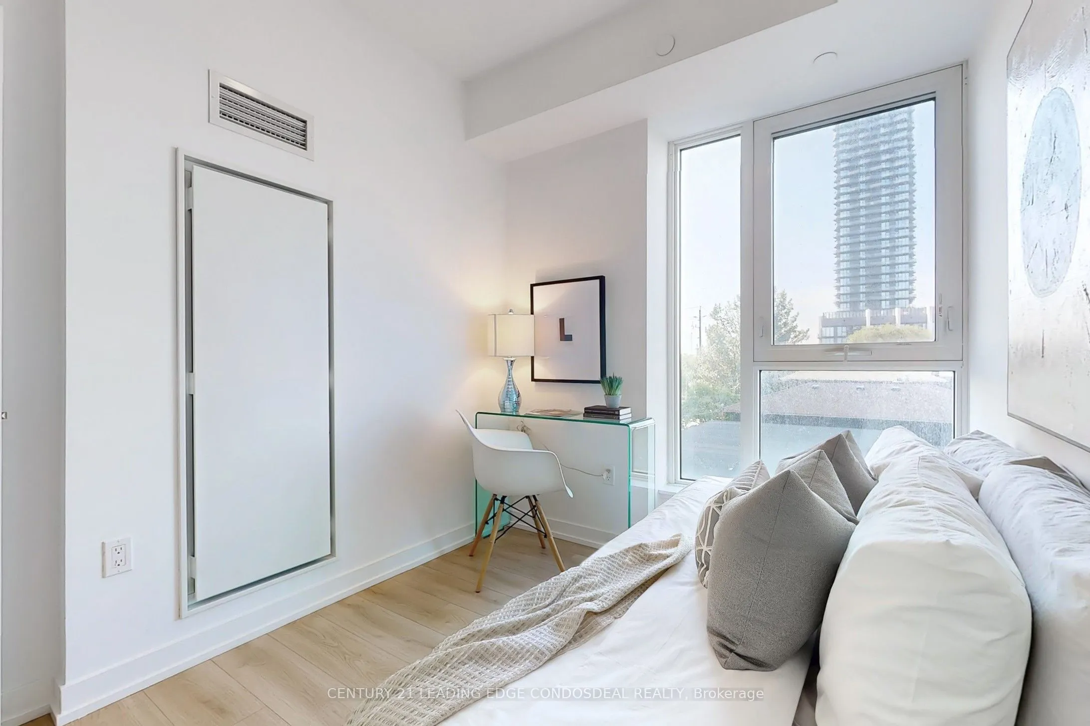 1195 The Queensway #213