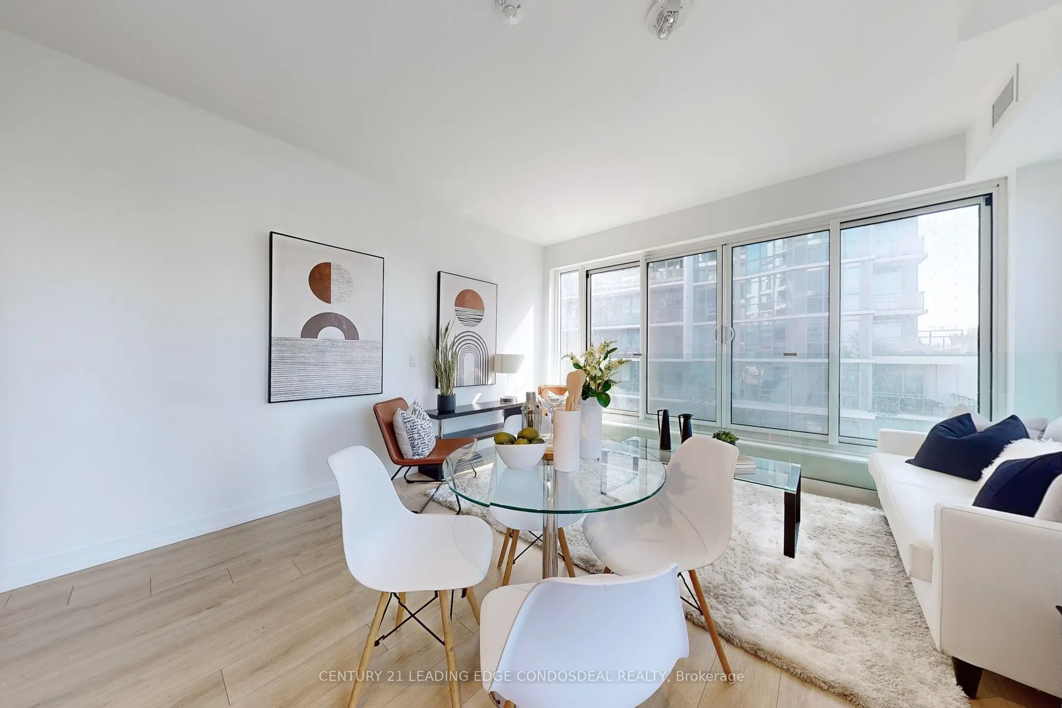 1195 The Queensway #213