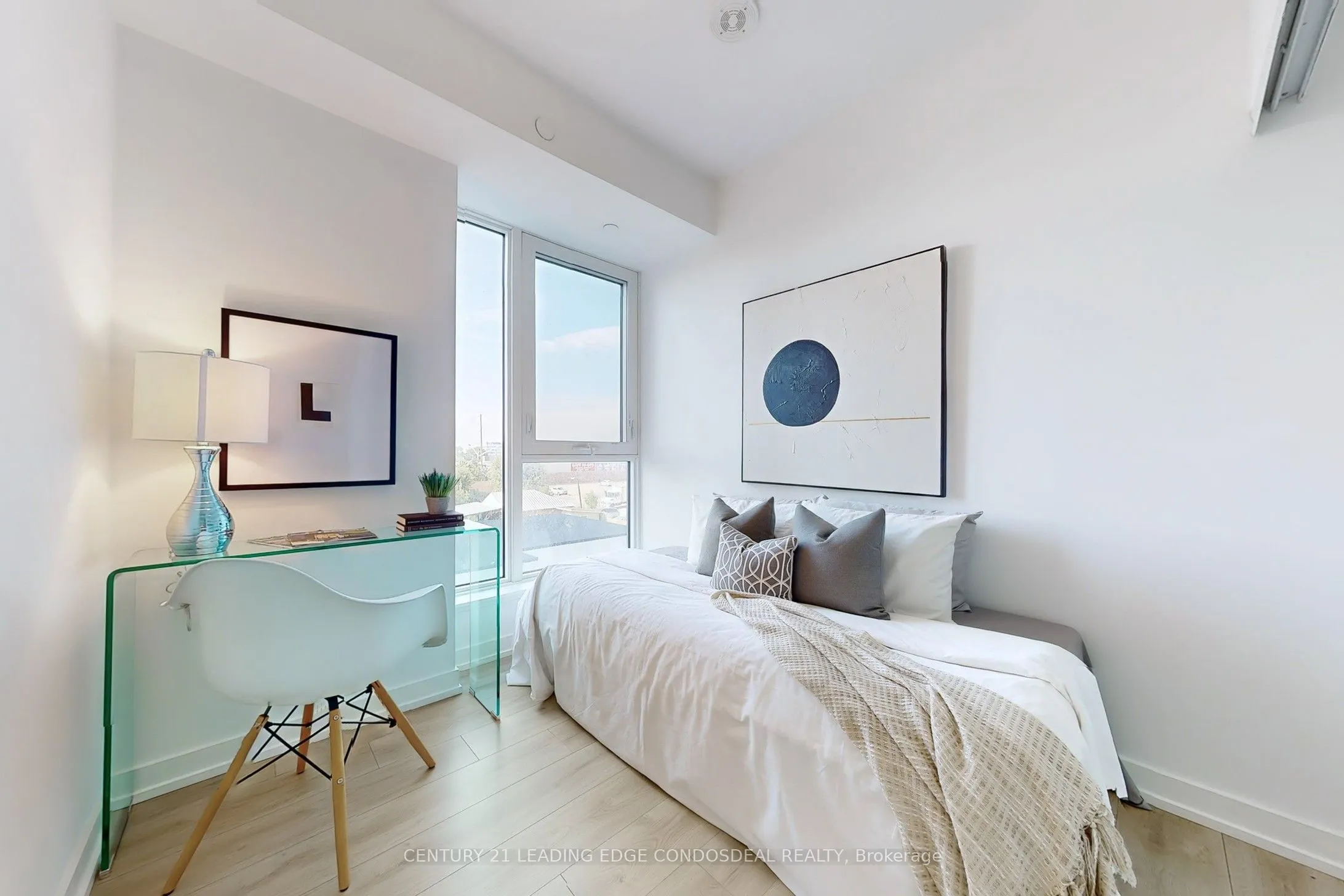 1195 The Queensway #213