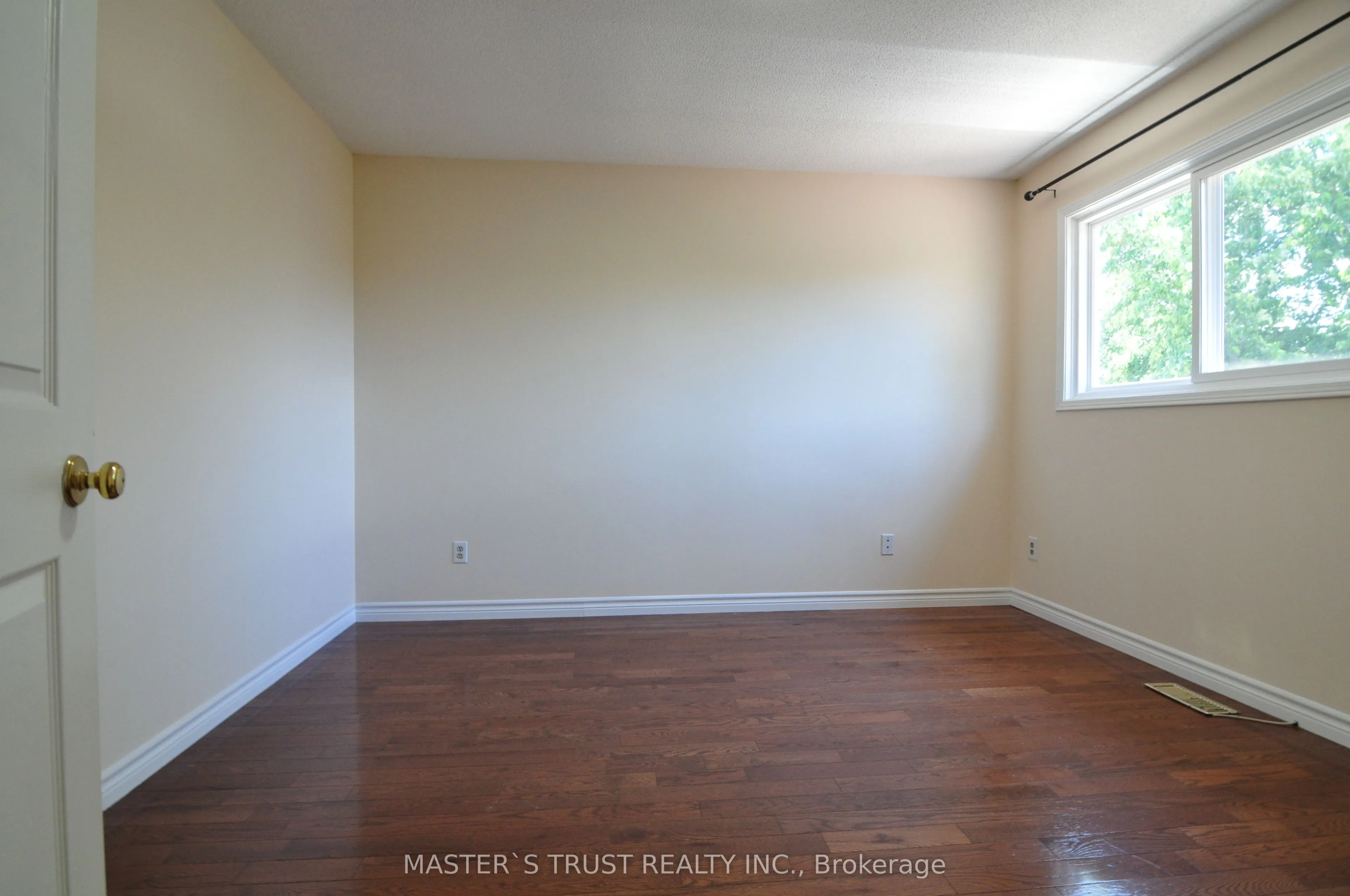 3312 Waxwing Drive
