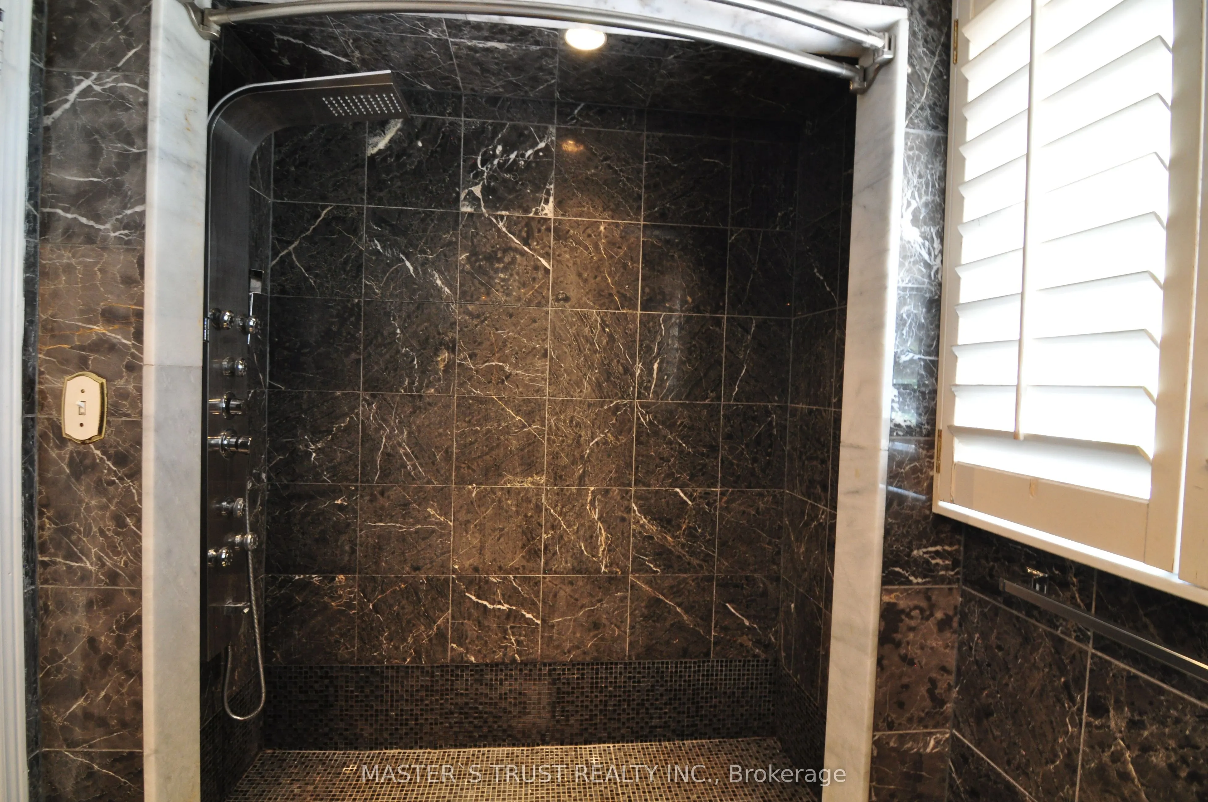3312 Waxwing Drive