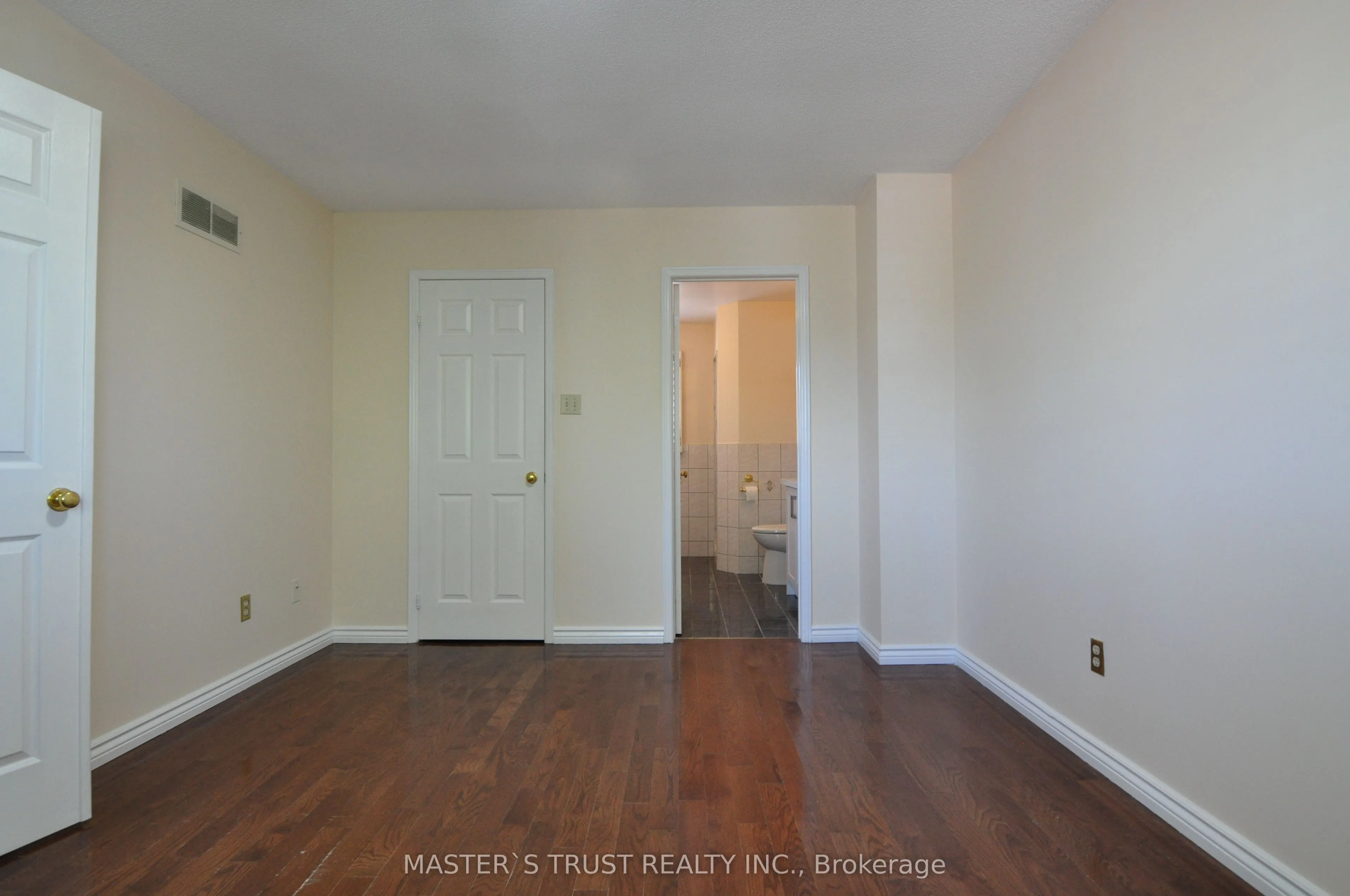 3312 Waxwing Drive