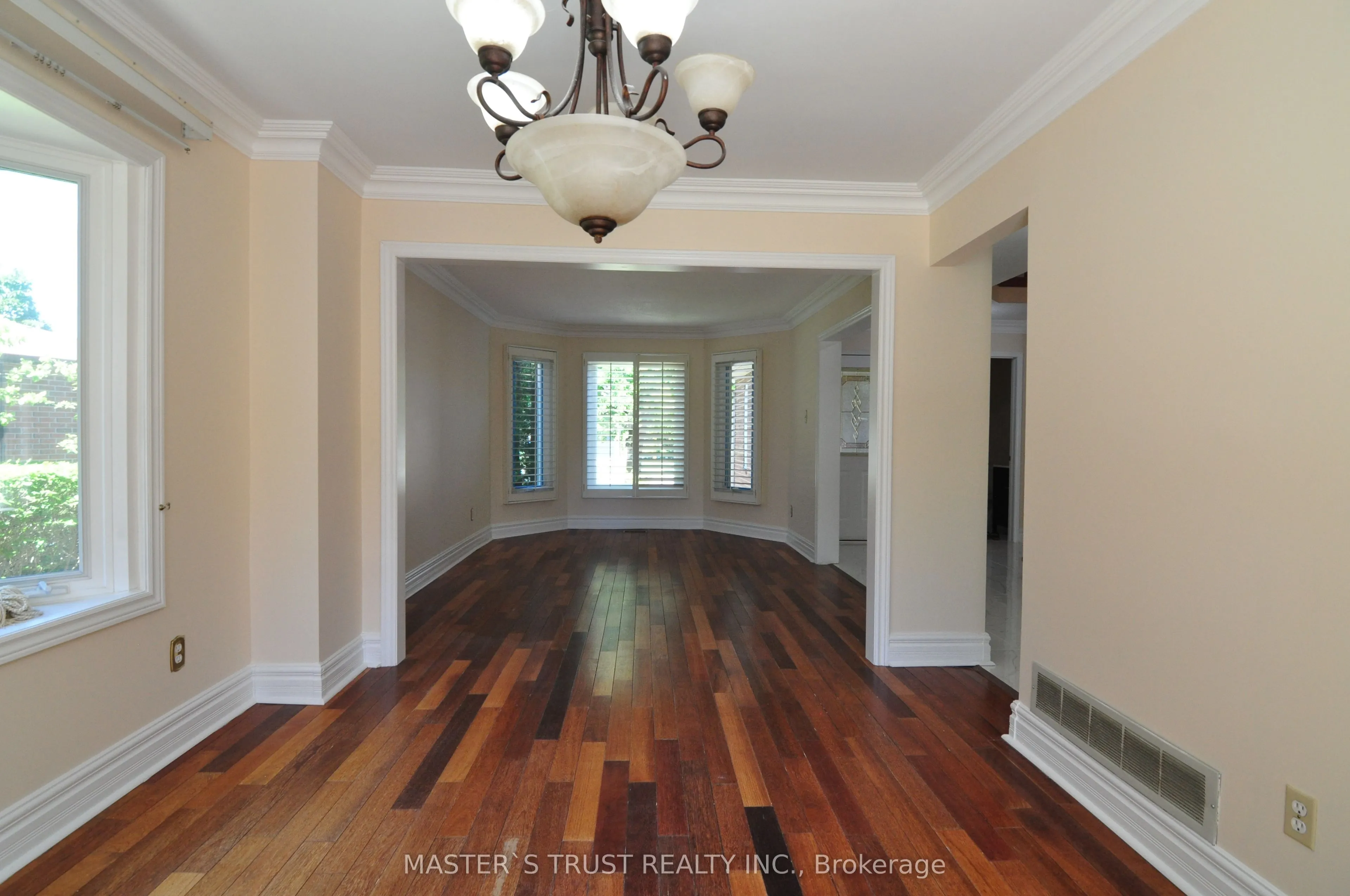 3312 Waxwing Drive