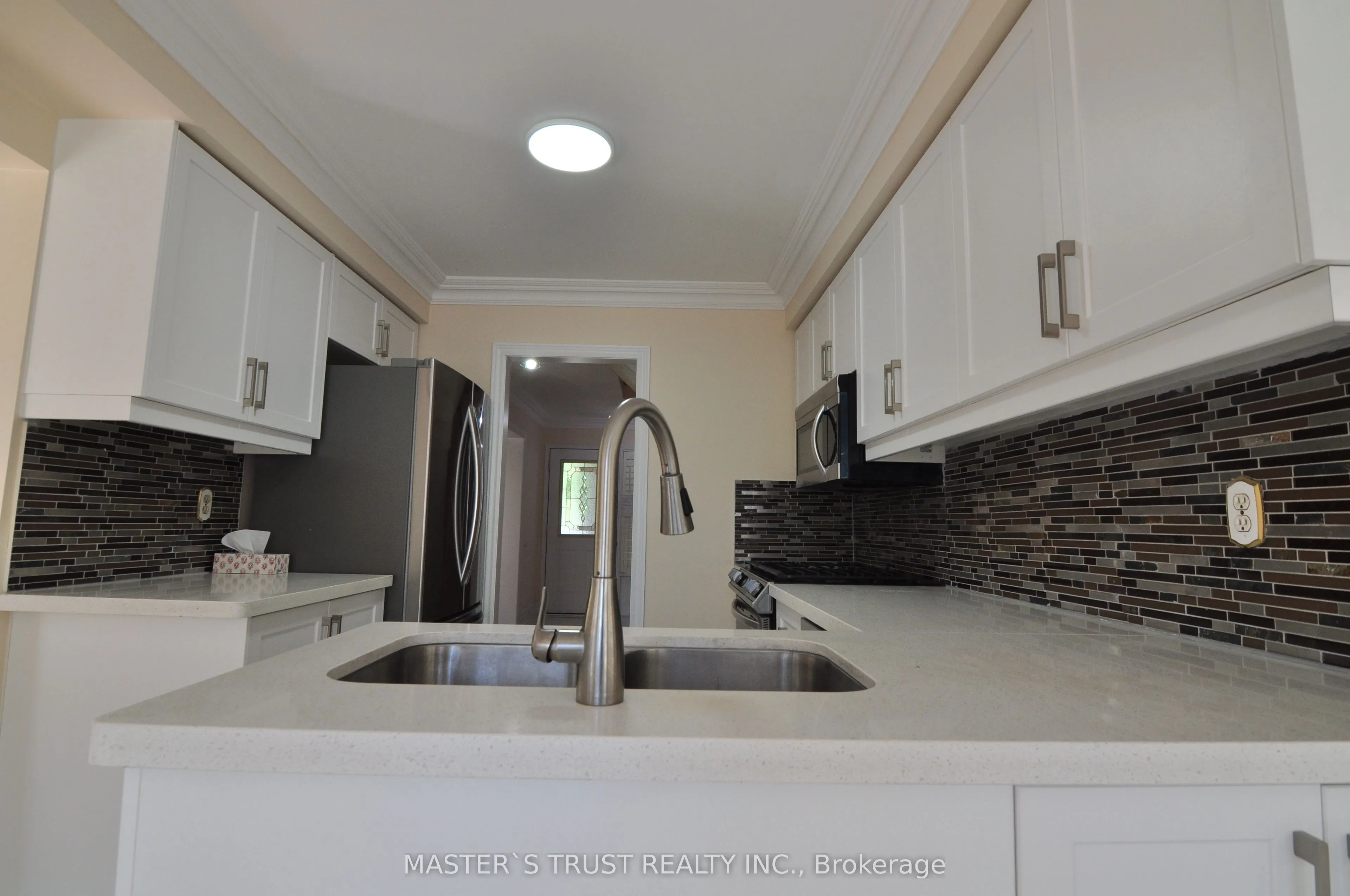 3312 Waxwing Drive