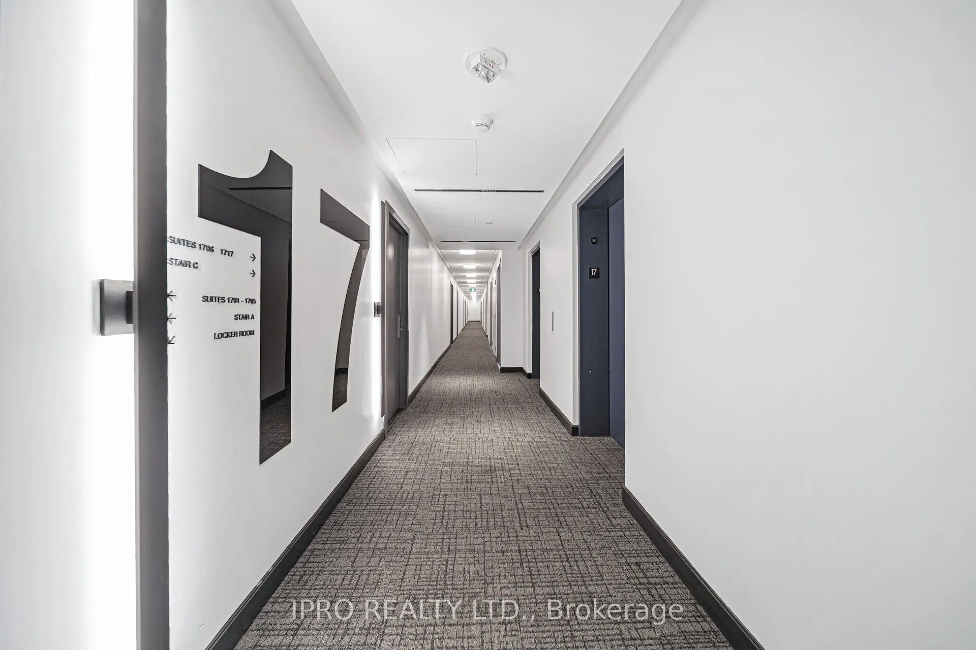 86 Dundas Street E, #1714