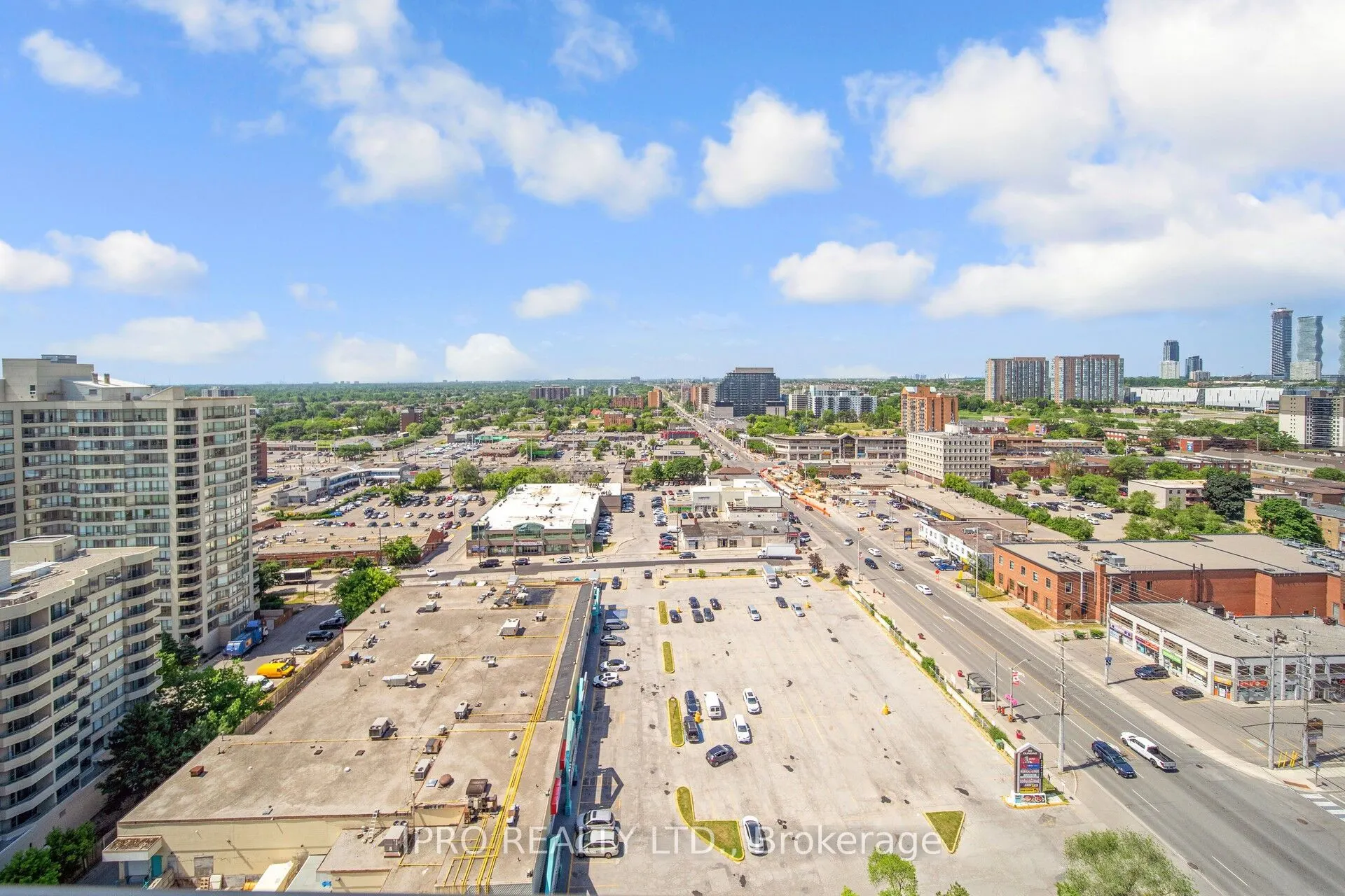 86 Dundas Street E, #1714