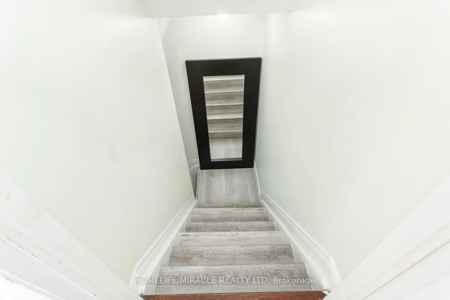 45 Boundbrook Drive