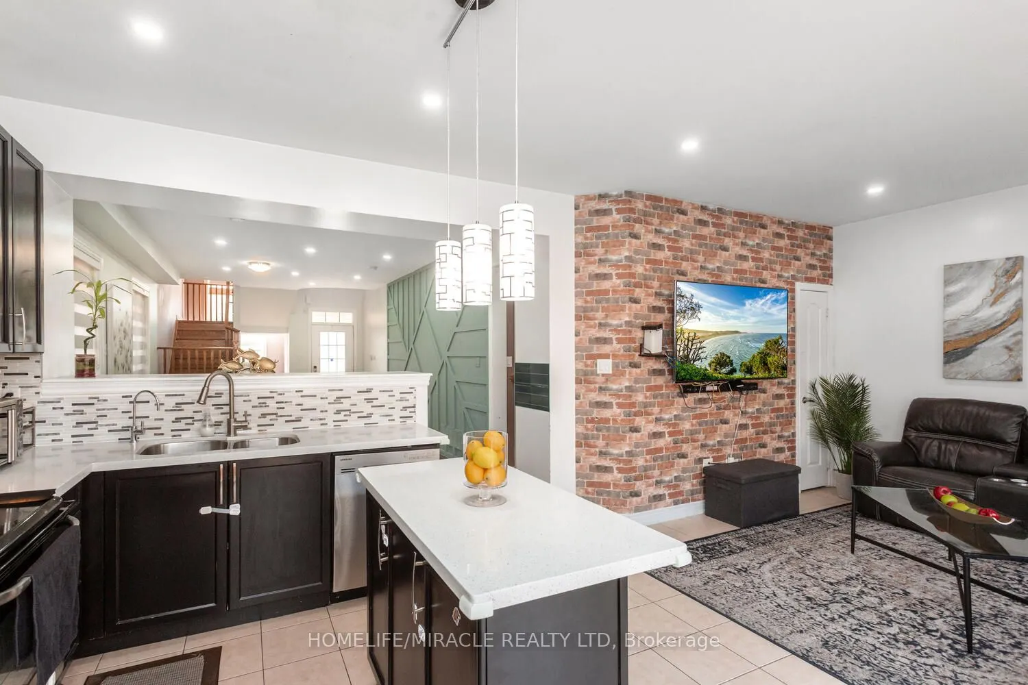 45 Boundbrook Drive