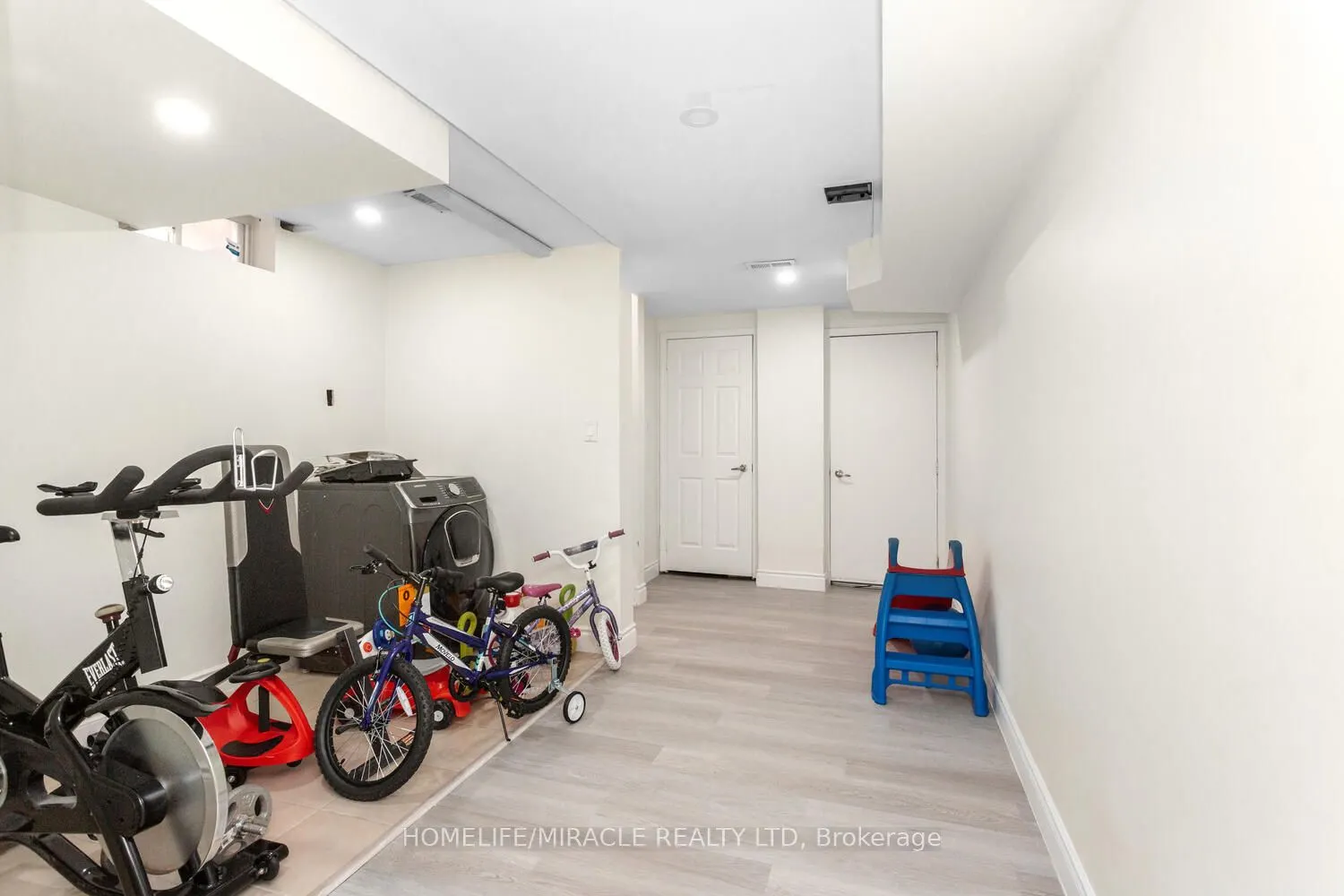 45 Boundbrook Drive