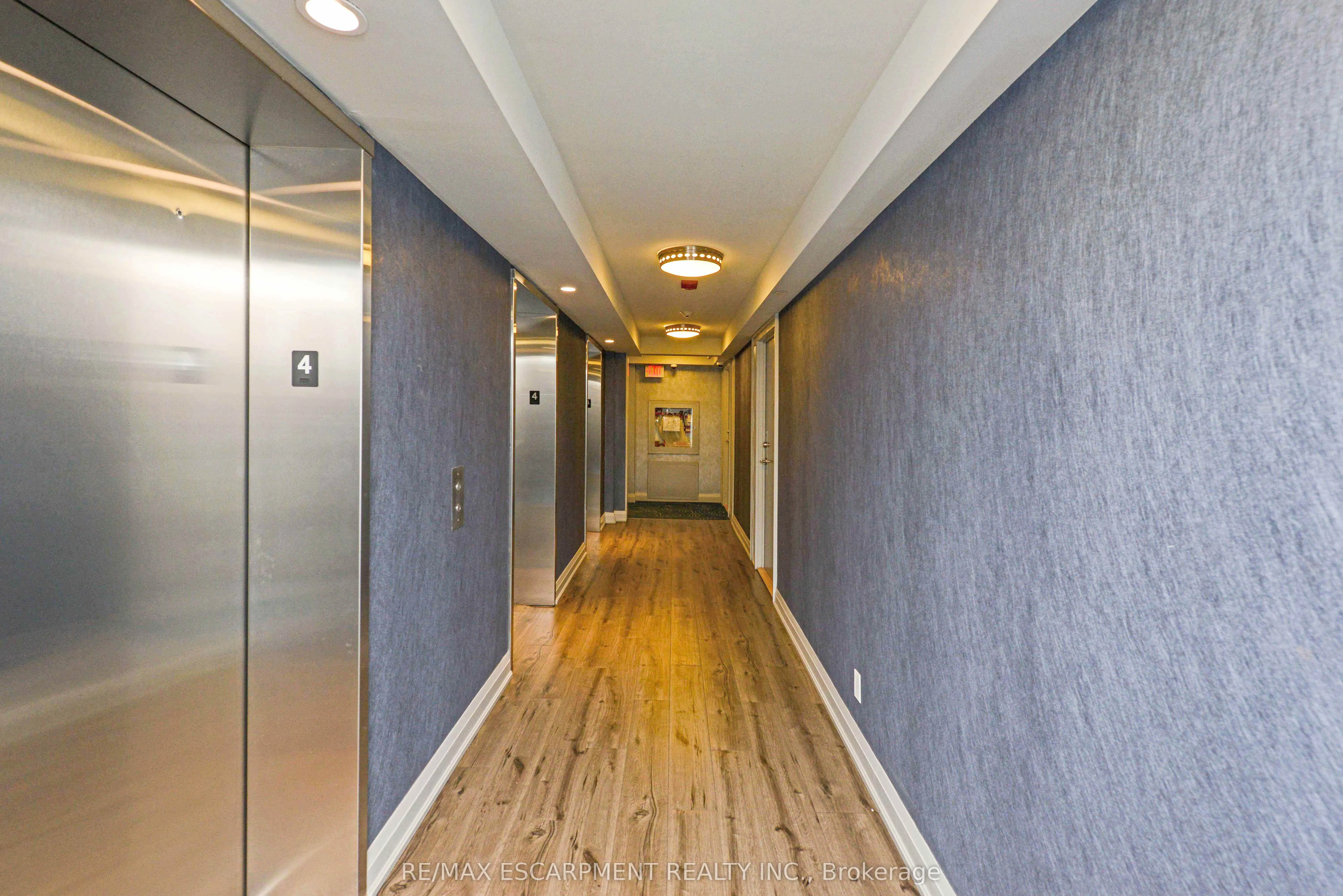 80 Esther Lorrie Drive, #802