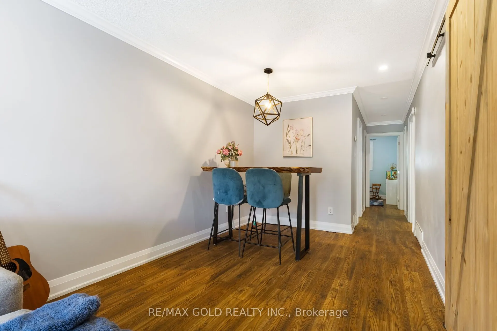 35 Chipwood Crescent