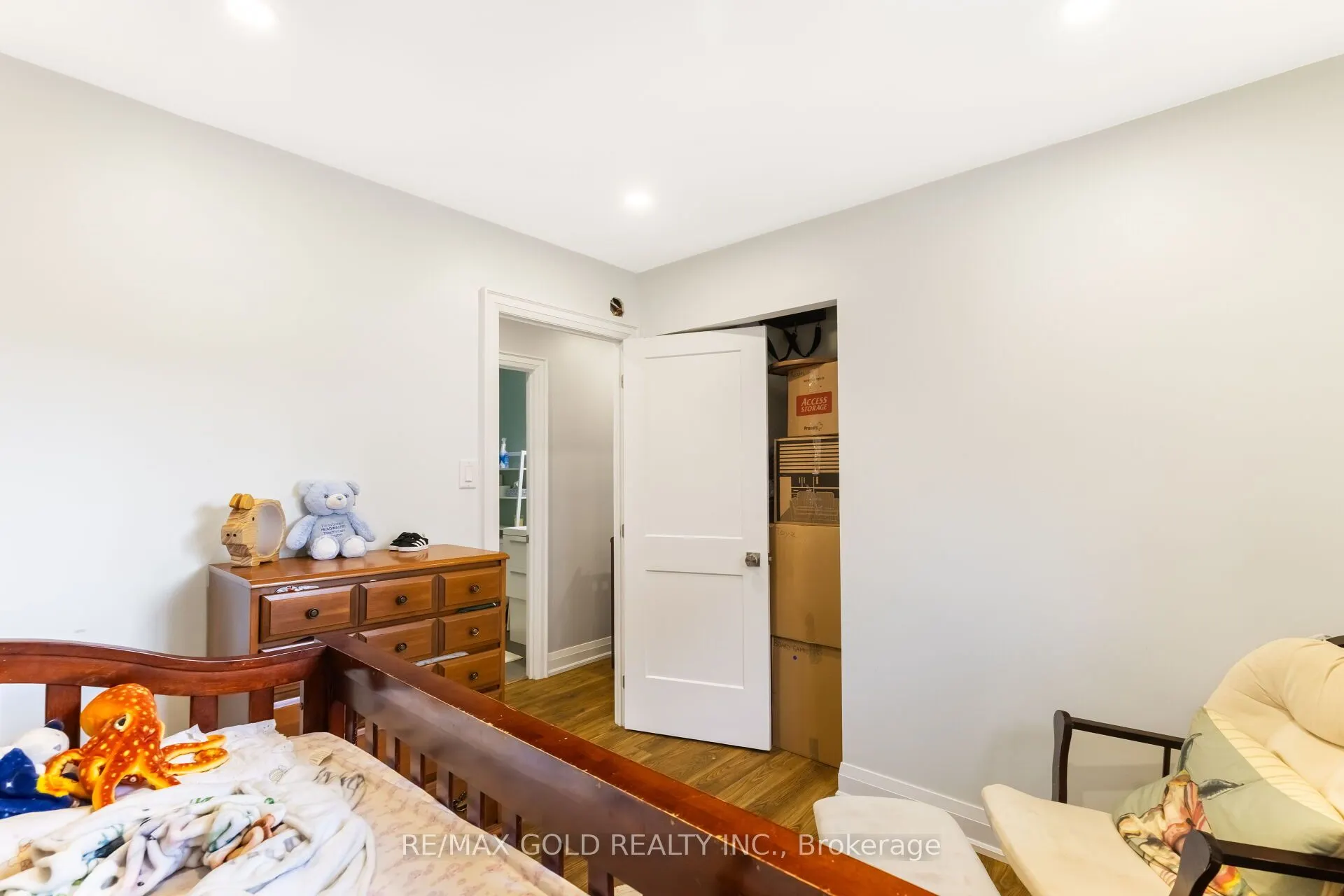 35 Chipwood Crescent