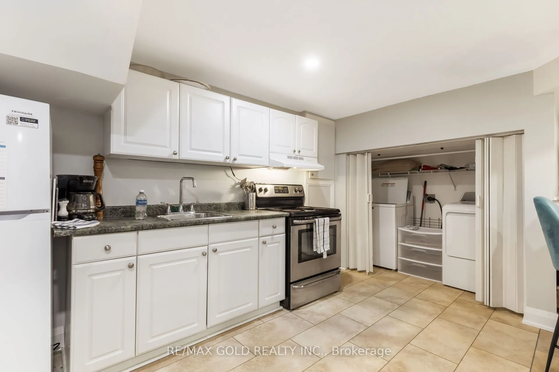 35 Chipwood Crescent