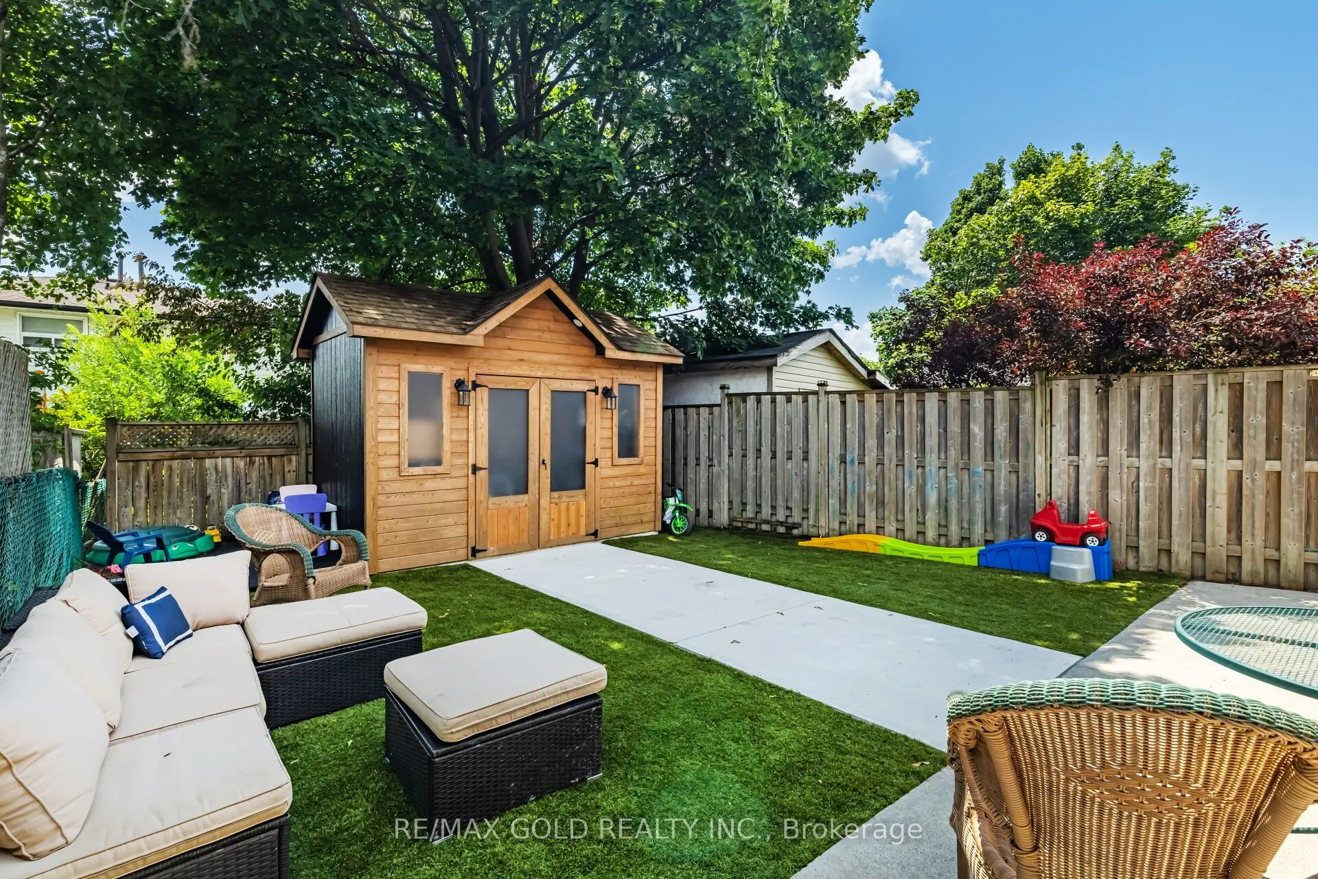 35 Chipwood Crescent