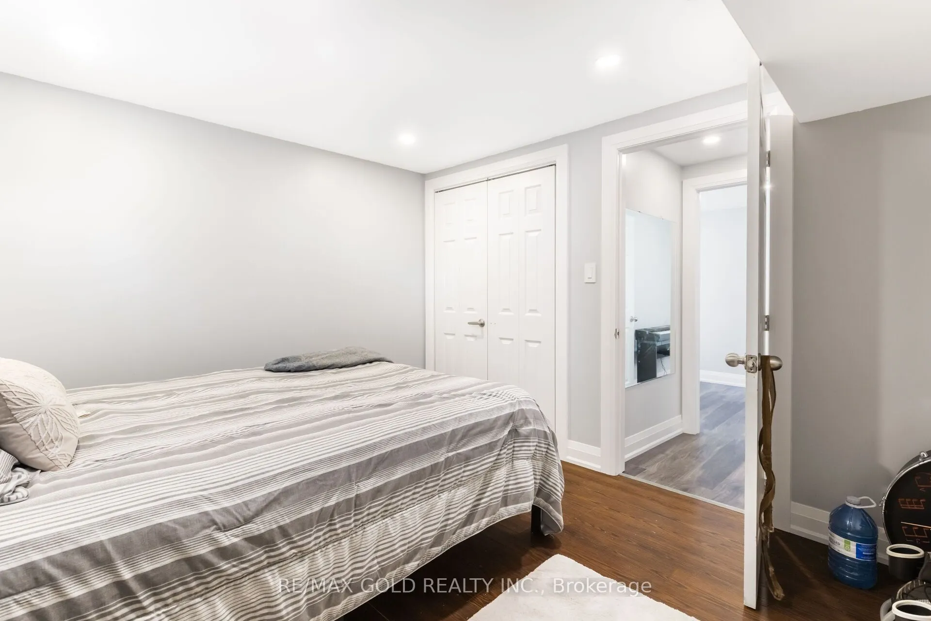 35 Chipwood Crescent