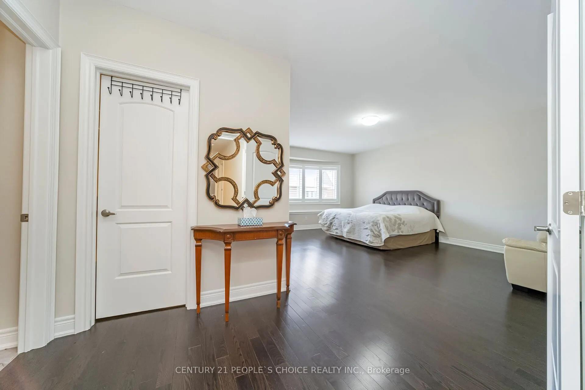 8 Rolling Acres Drive