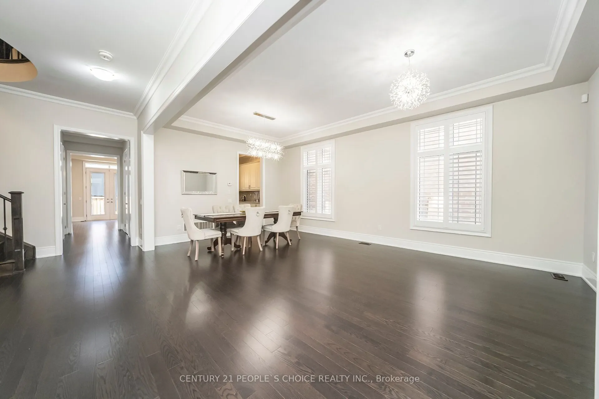 8 Rolling Acres Drive