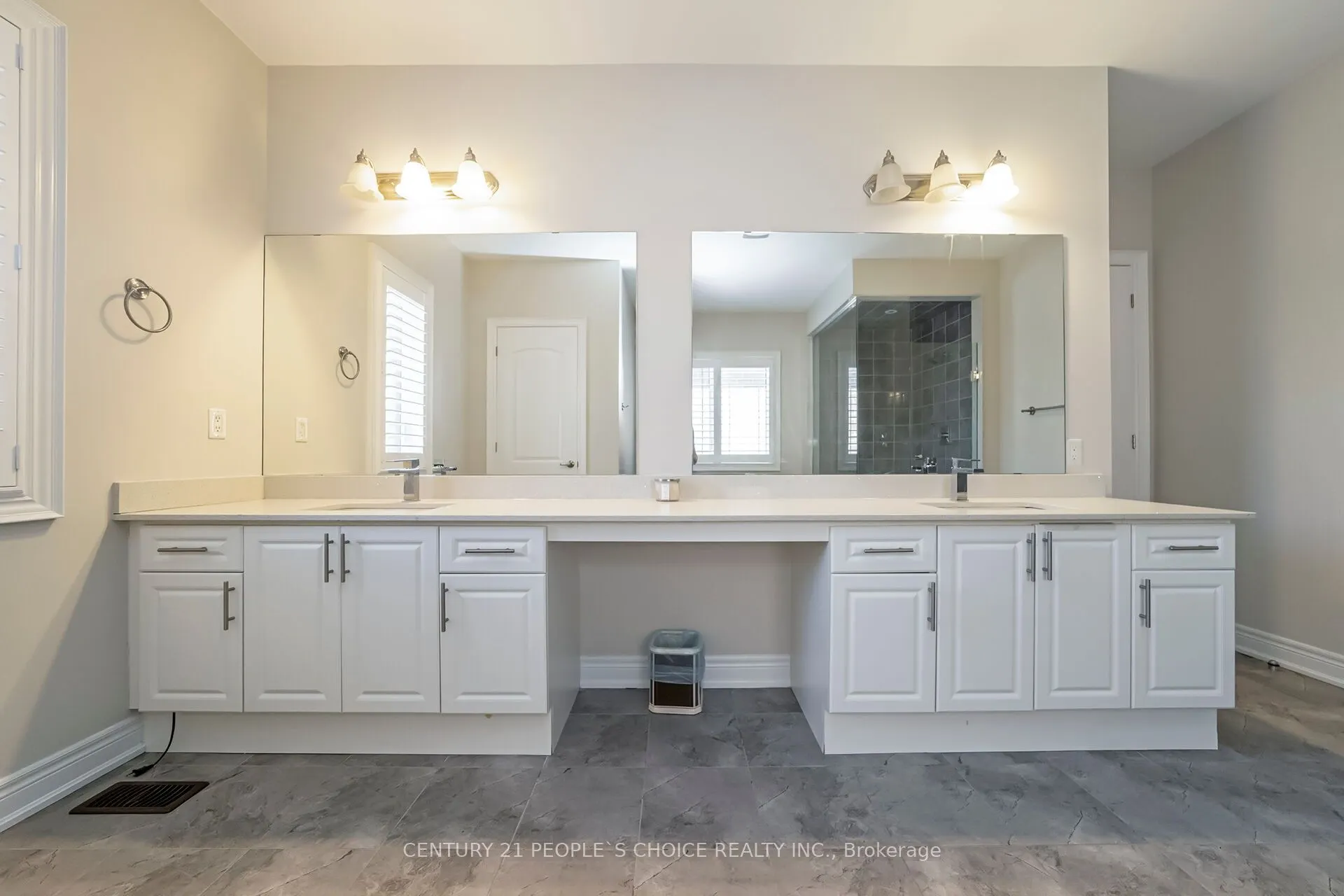 8 Rolling Acres Drive
