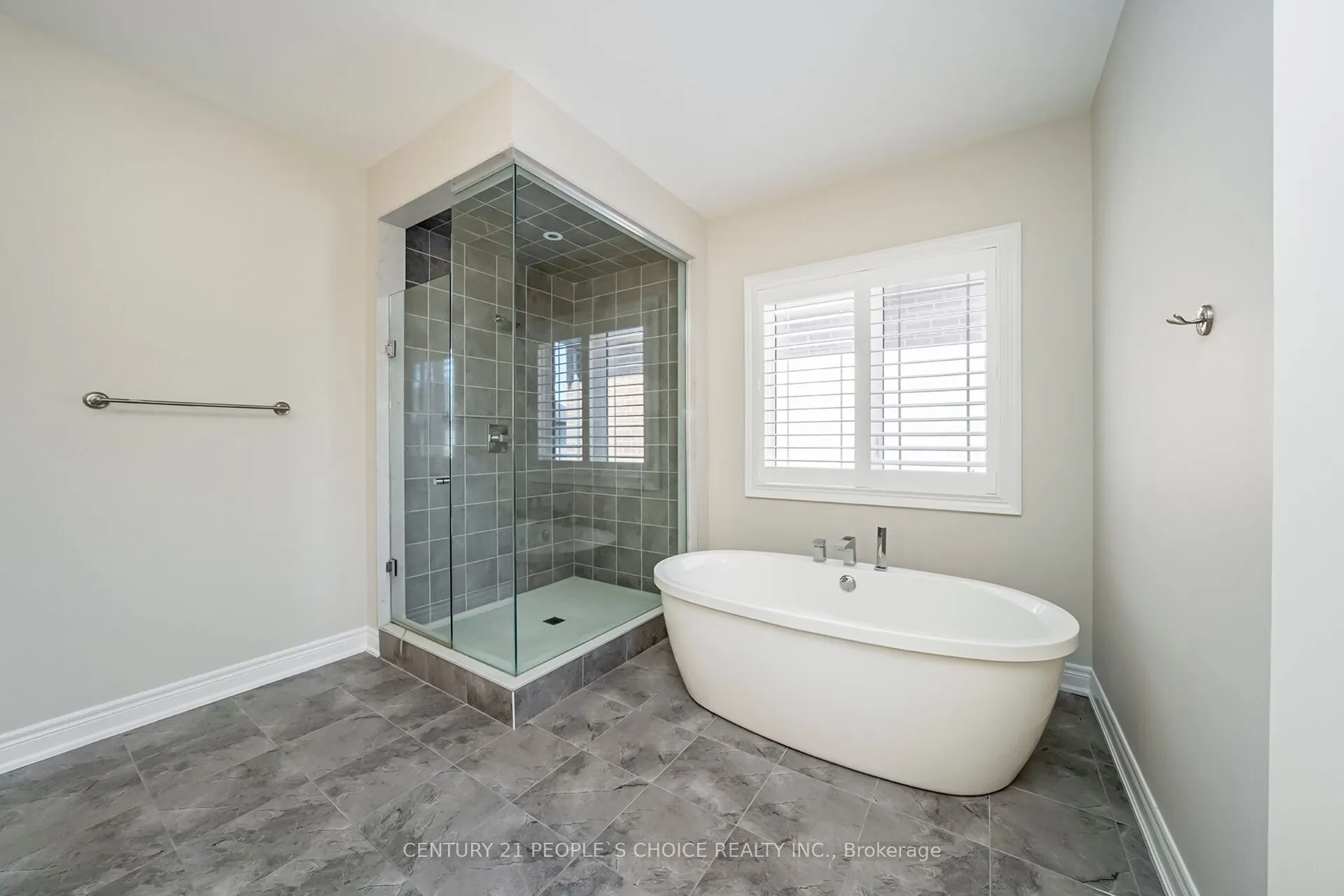 8 Rolling Acres Drive