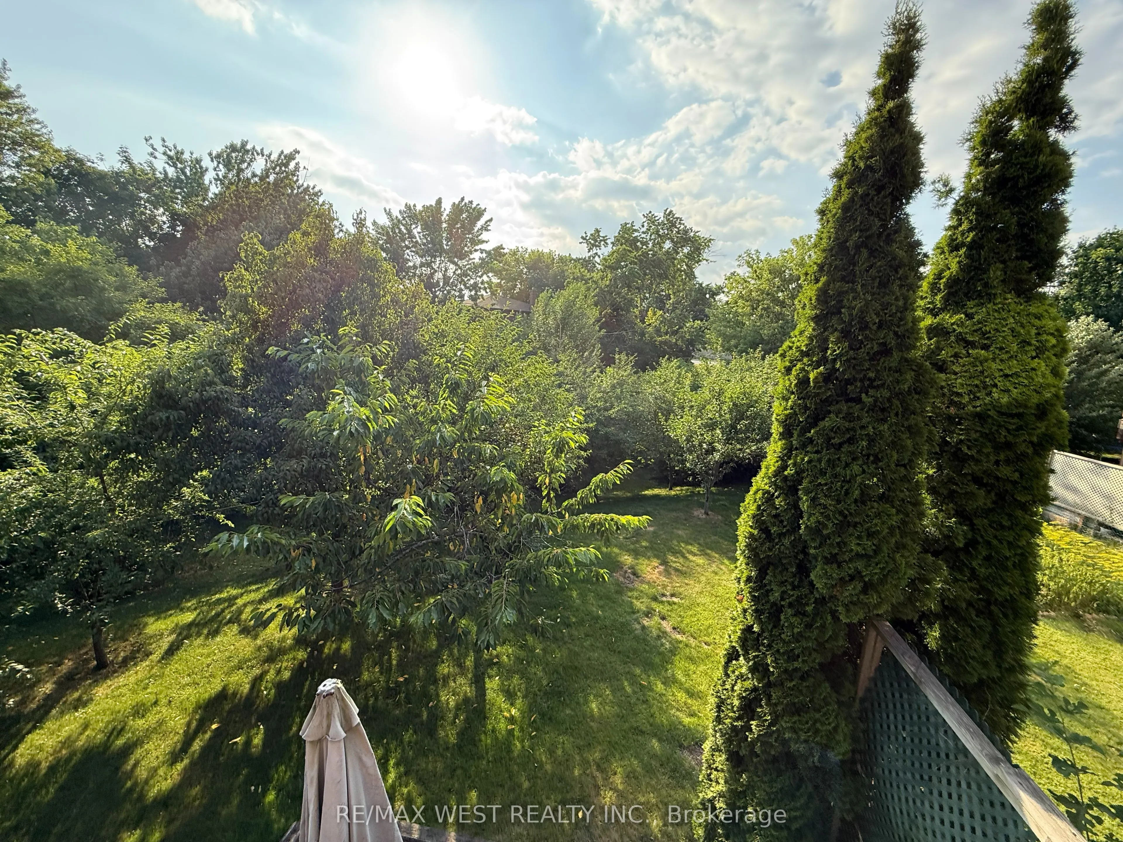 4256 Petersburg Crescent