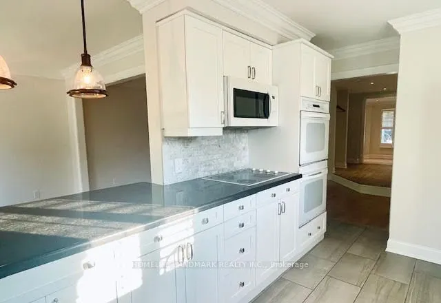 1121 Potters Wheel Crescent