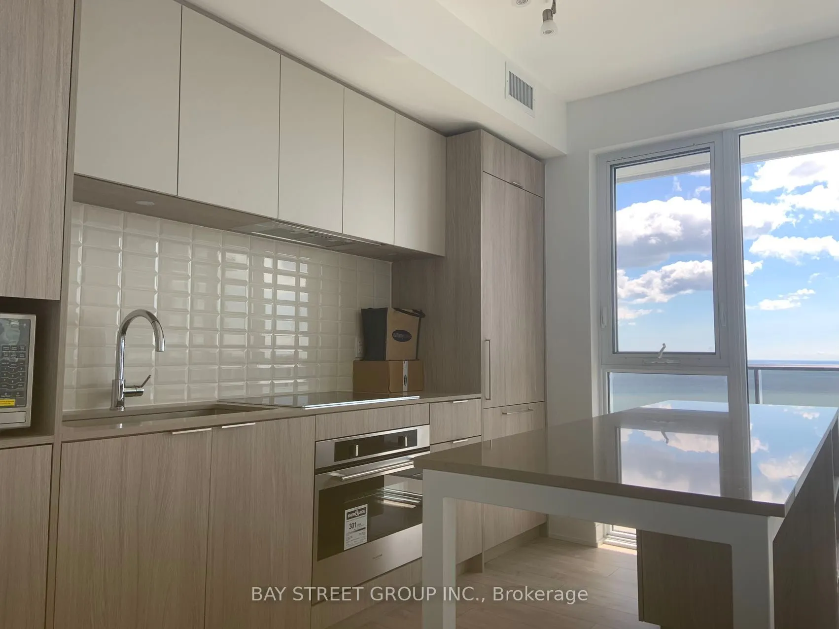 70 Annie Craig Drive, #3306