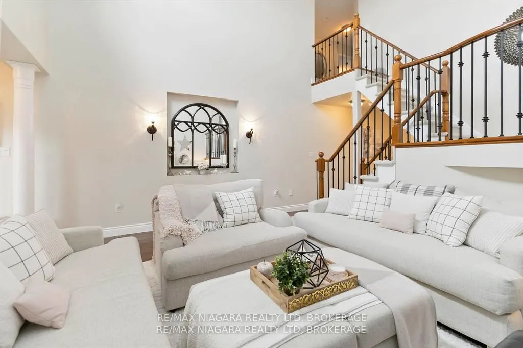 2468 Whitehorn Drive