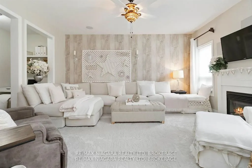 2468 Whitehorn Drive