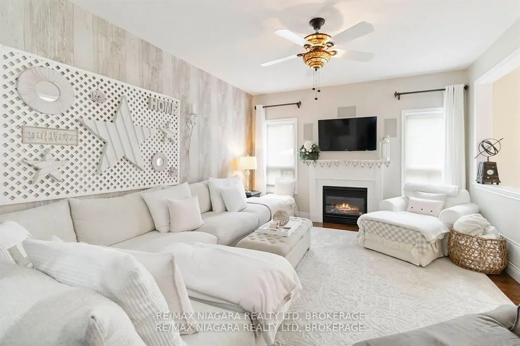 2468 Whitehorn Drive