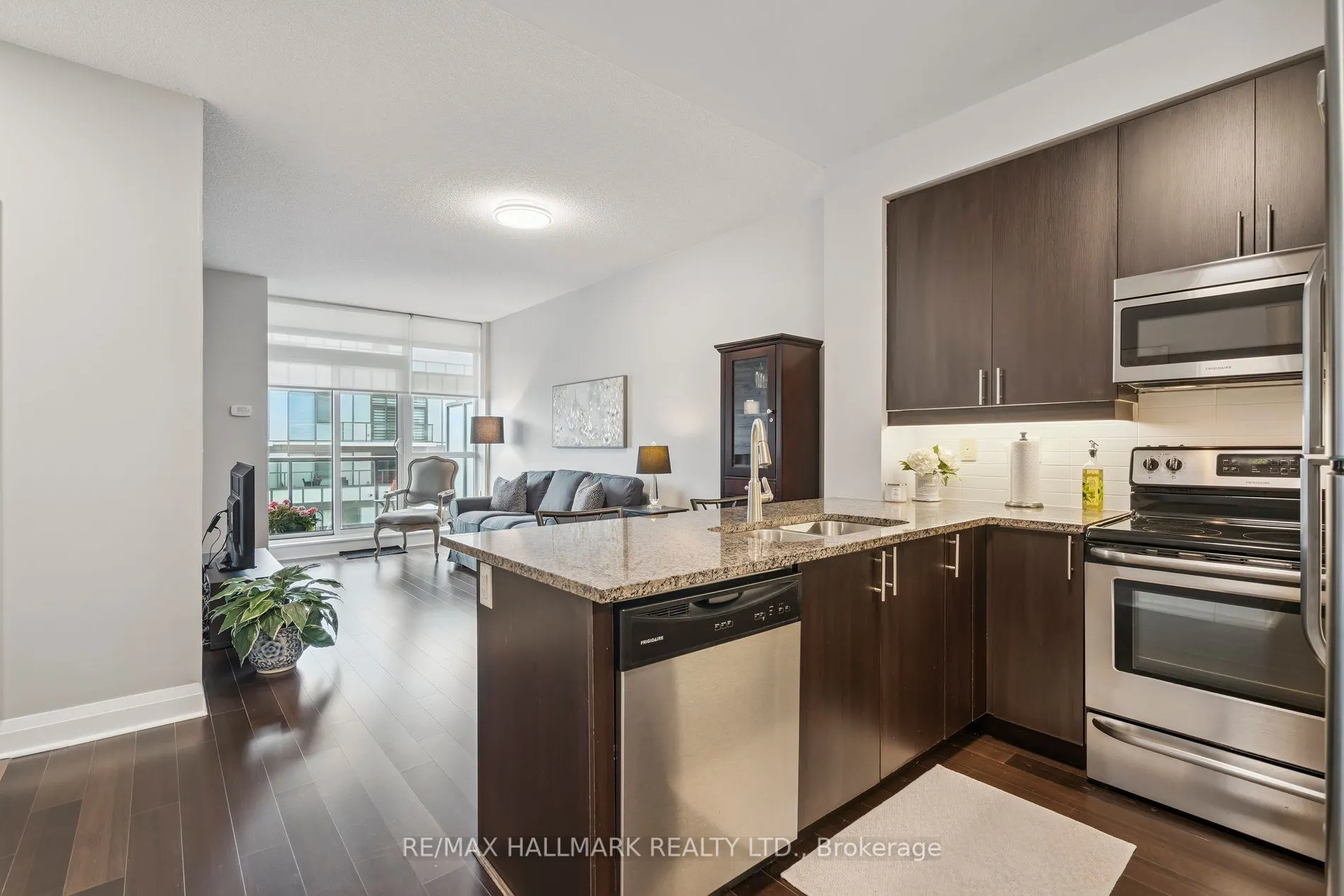 1185 The Queensway, #1006