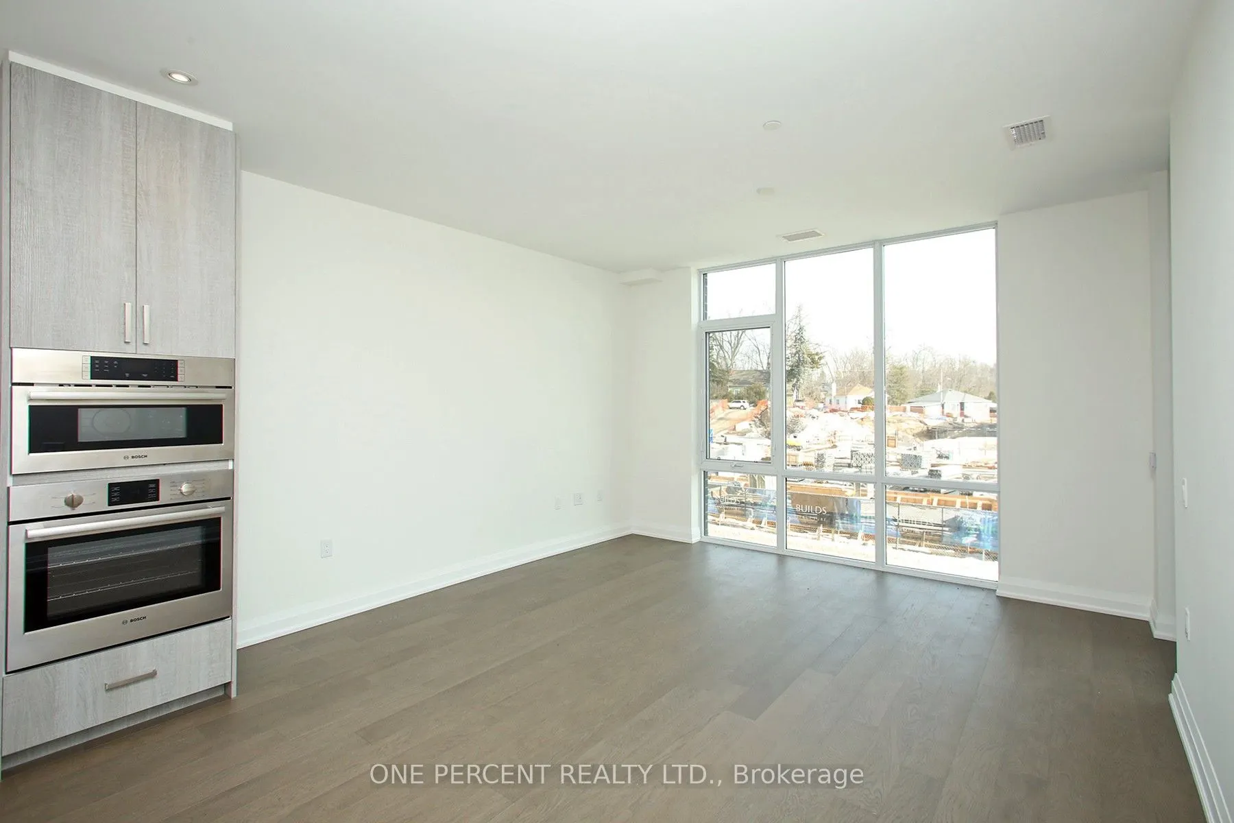 42 Mill Street, #204
