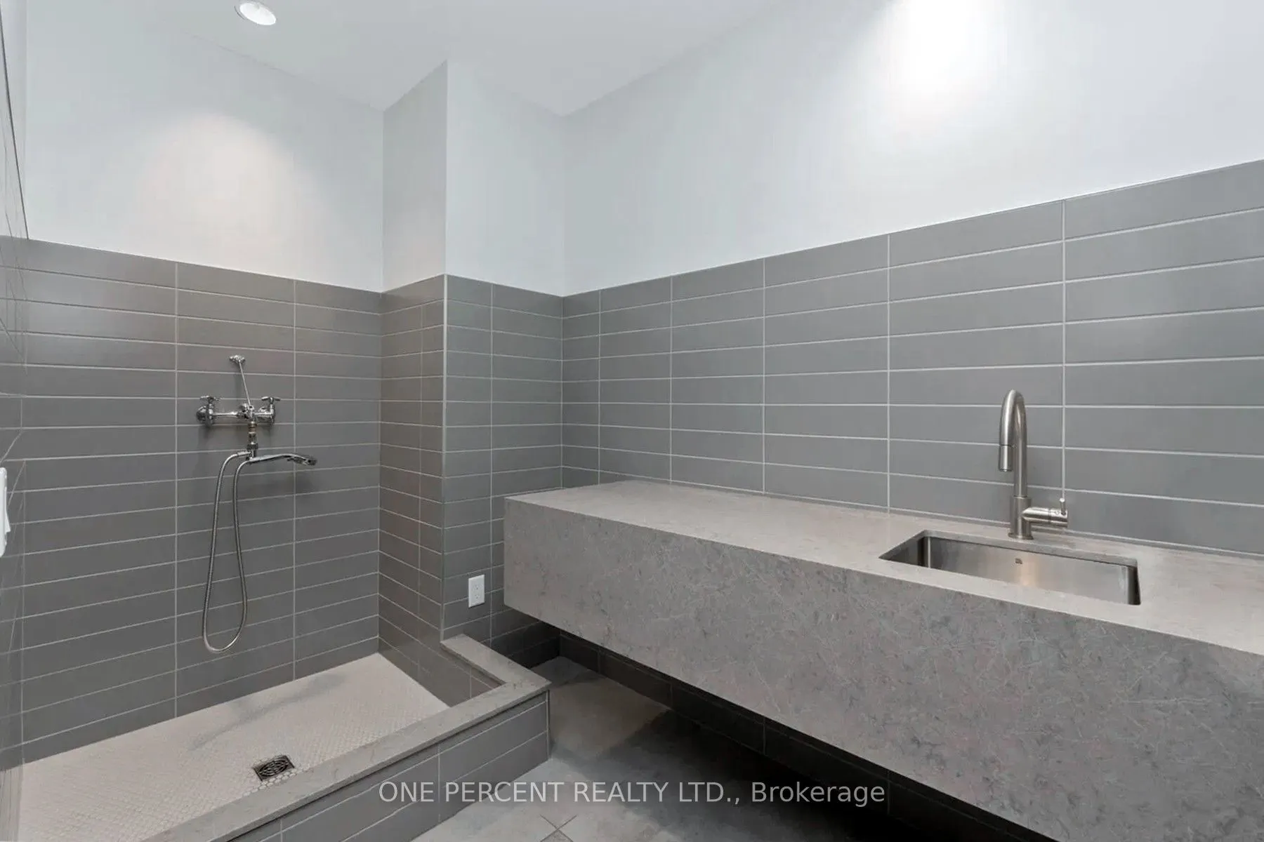 42 Mill Street, #204