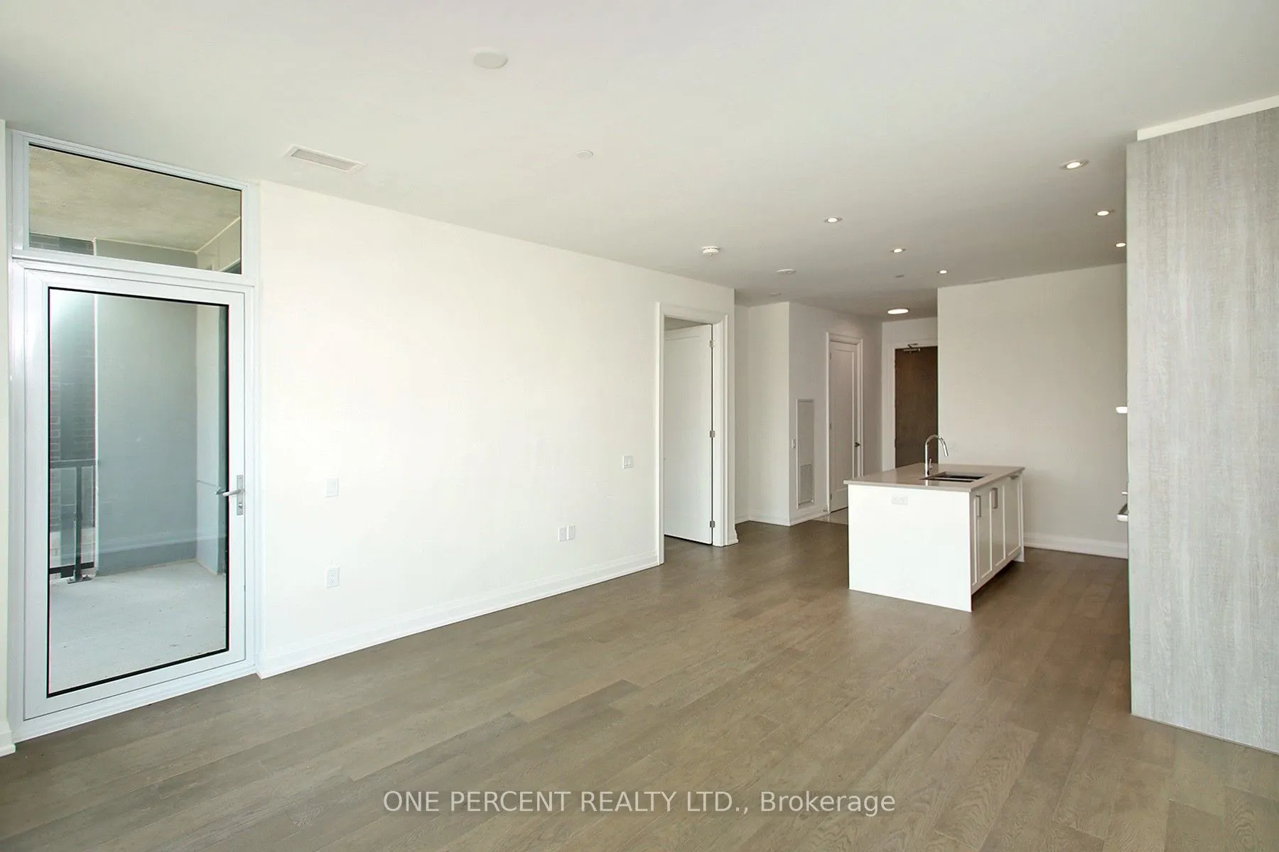 42 Mill Street, #204