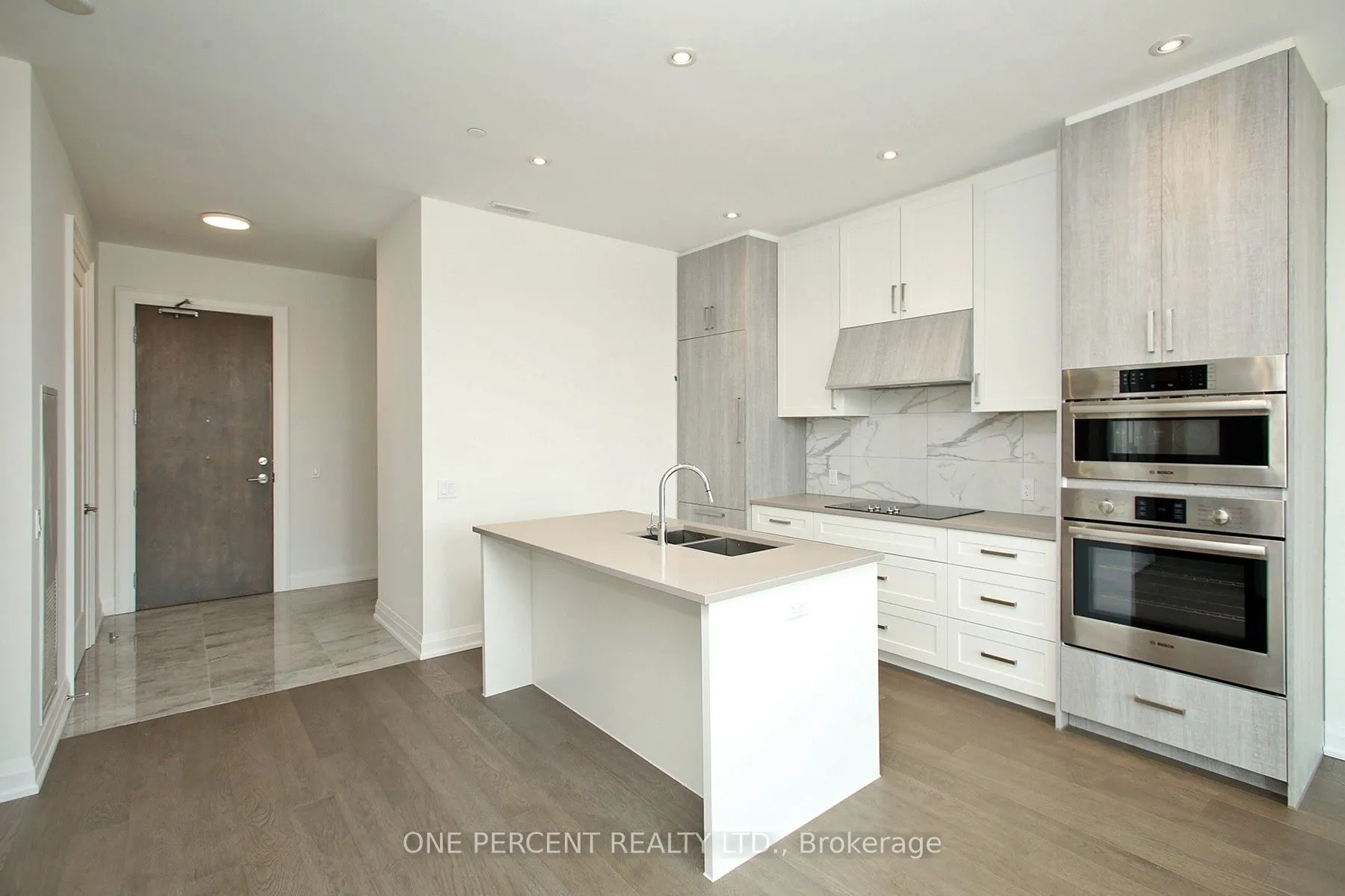 42 Mill Street, #204