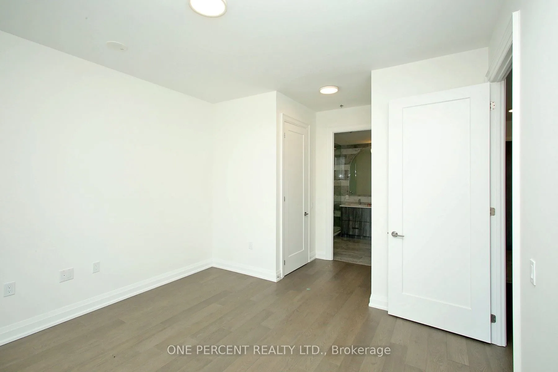 42 Mill Street, #204