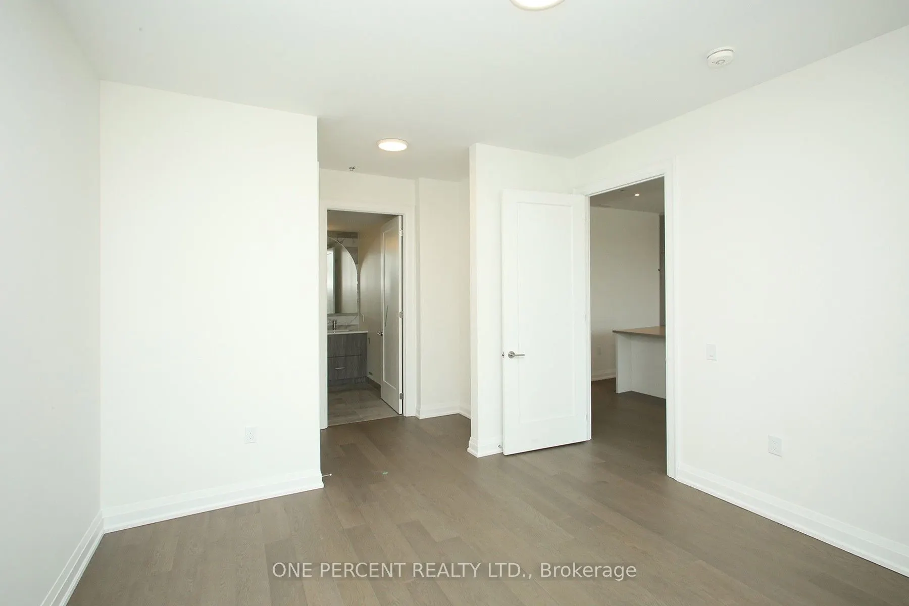 42 Mill Street, #204