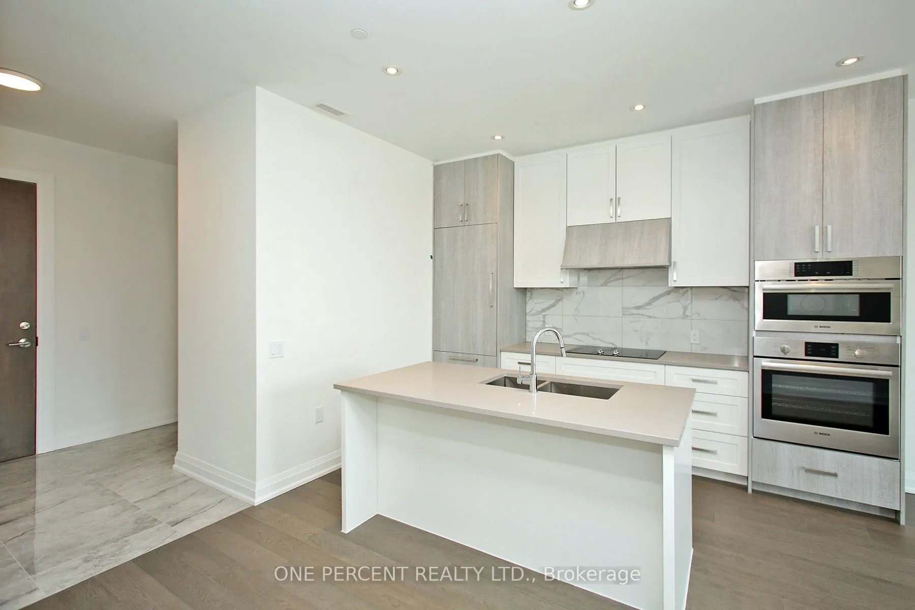 42 Mill Street, #204