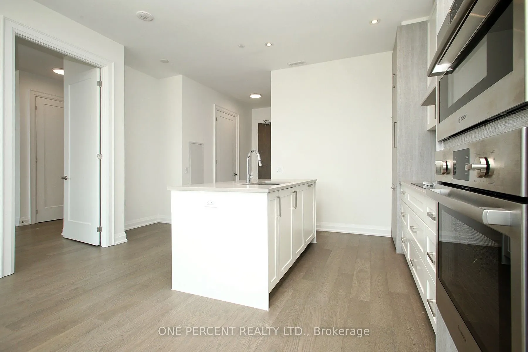 42 Mill Street, #204