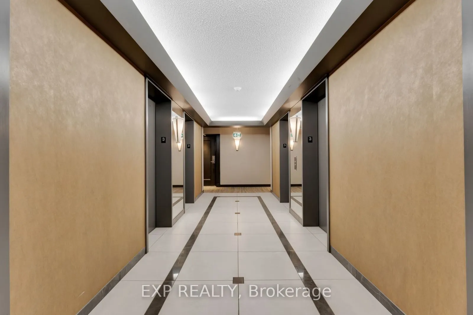 2269 Lake Shore Boulevard W, #305