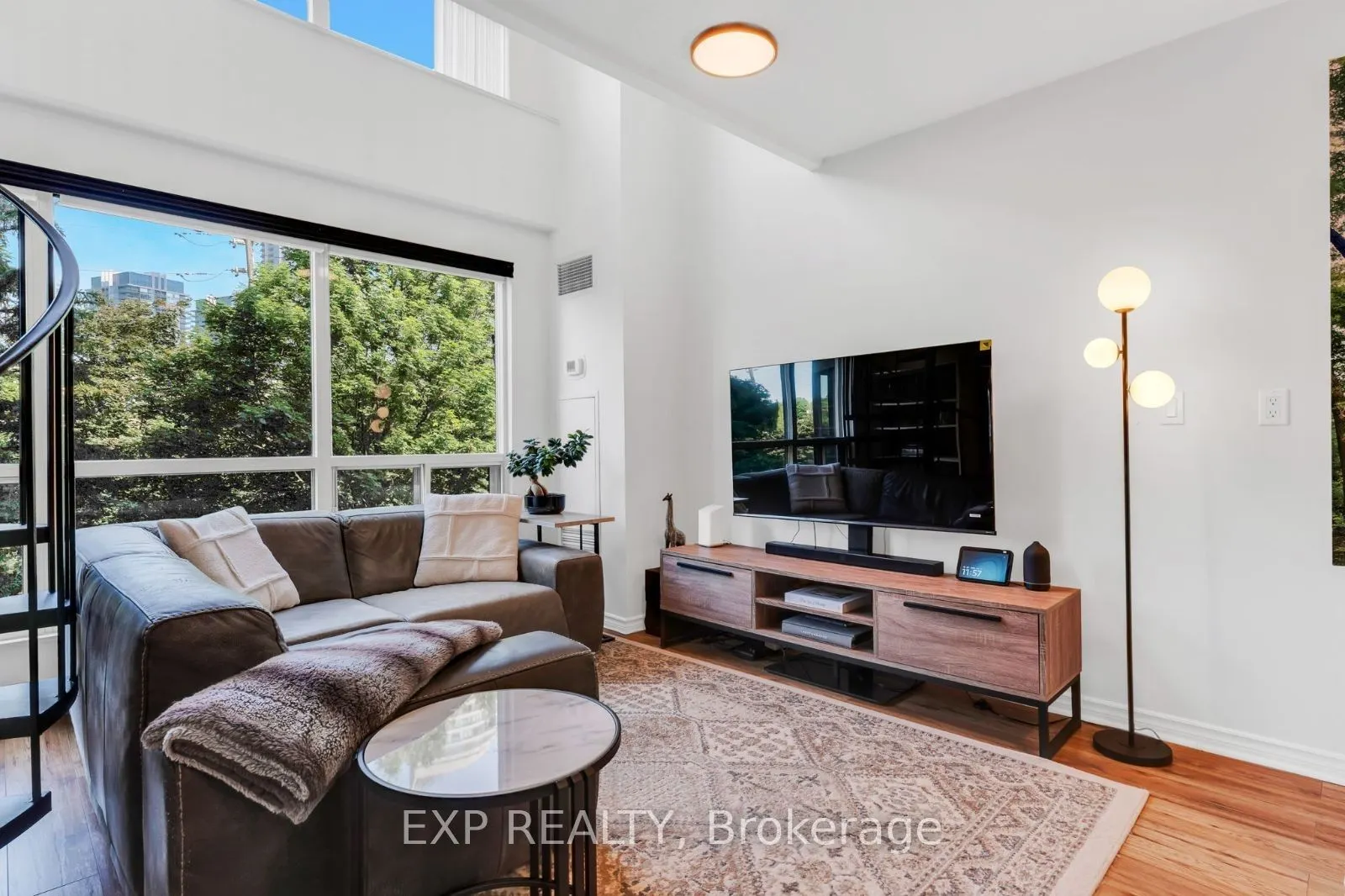 2269 Lake Shore Boulevard W, #305