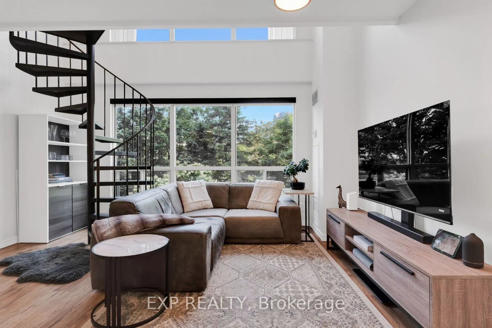 2269 Lake Shore Boulevard W, #305