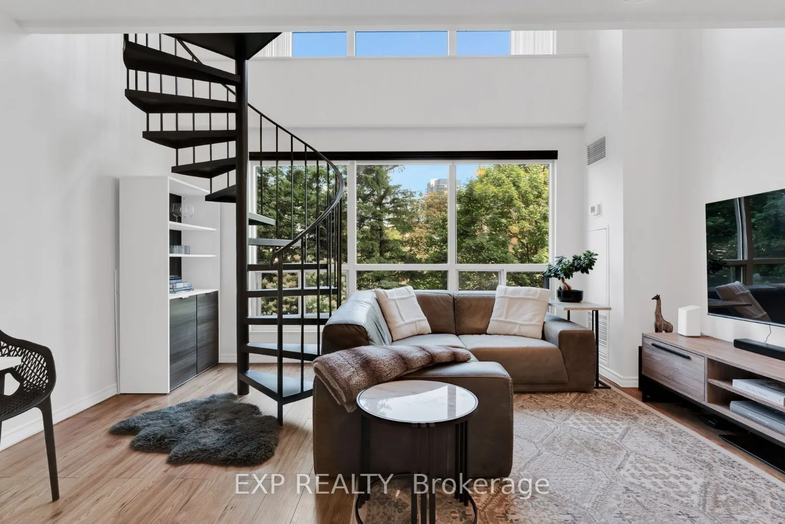 2269 Lake Shore Boulevard W, #305