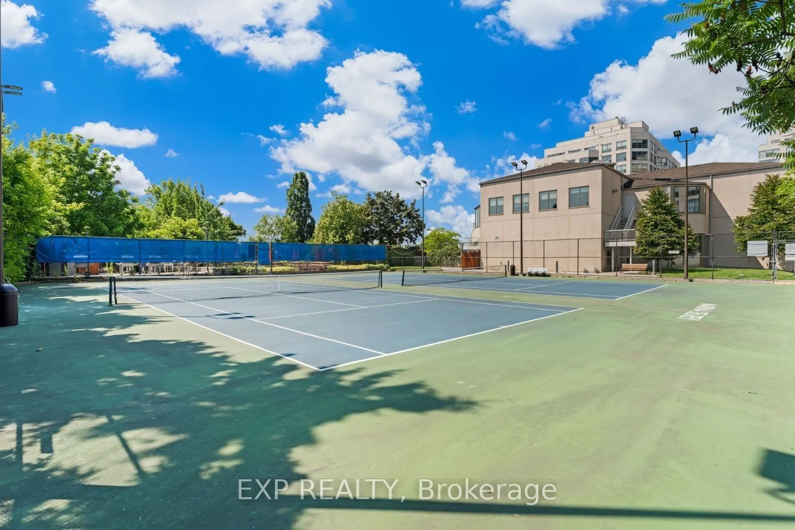 2269 Lake Shore Boulevard W, #305