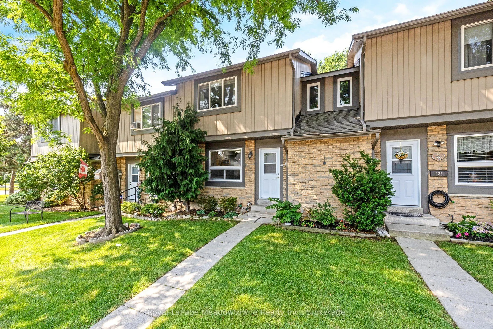 633 Woodward Avenue, #65